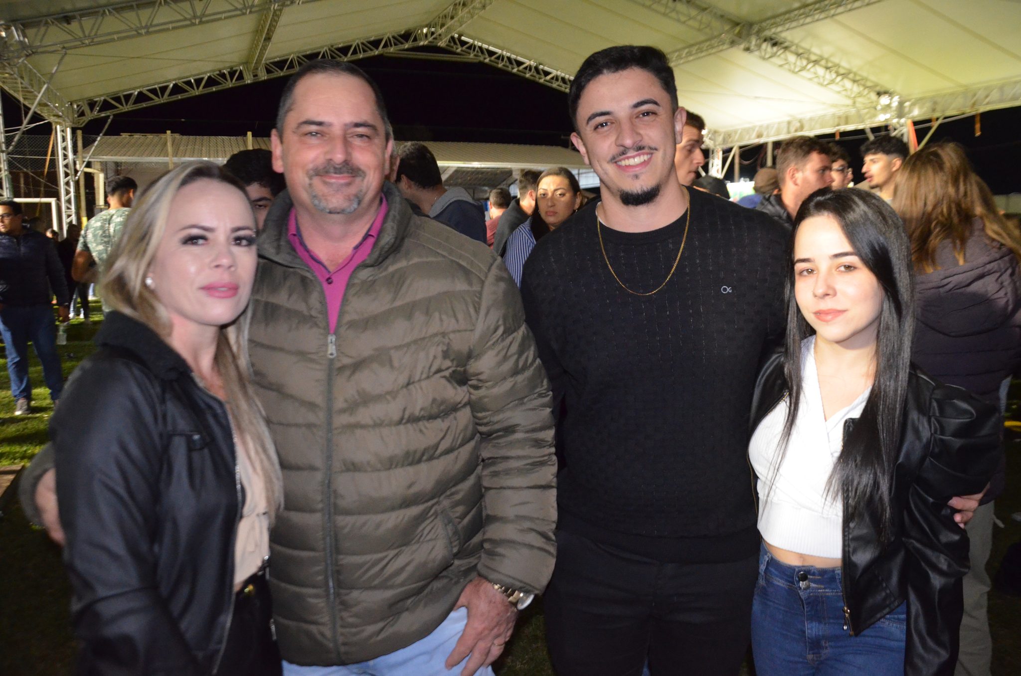 ExpoCaiçara - Sexta-Feira, 15