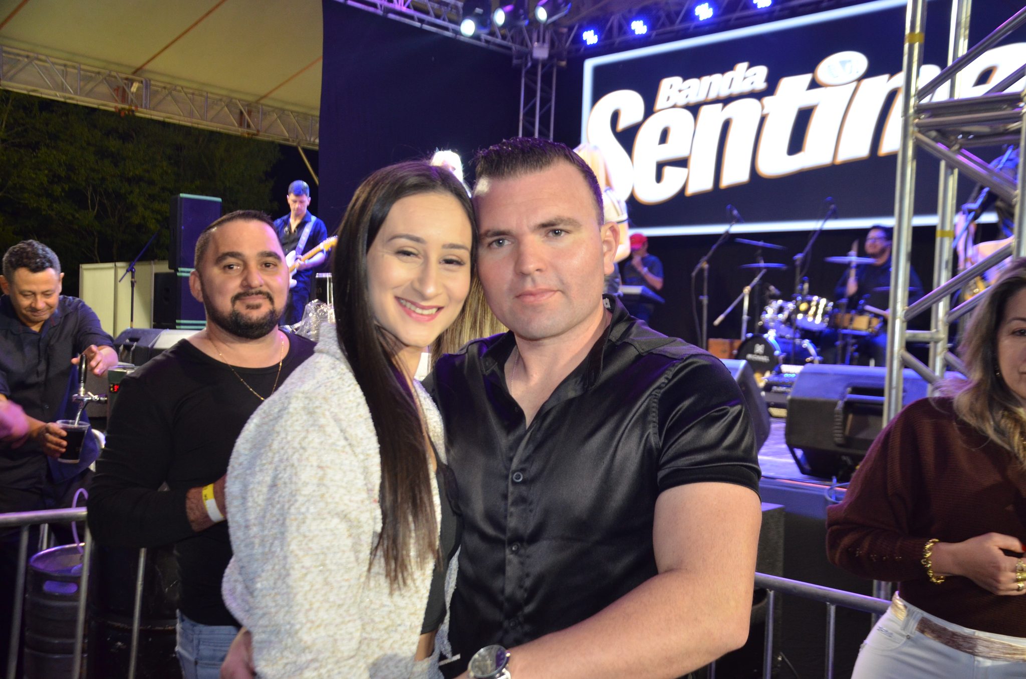 ExpoCaiçara - Sexta-Feira, 15