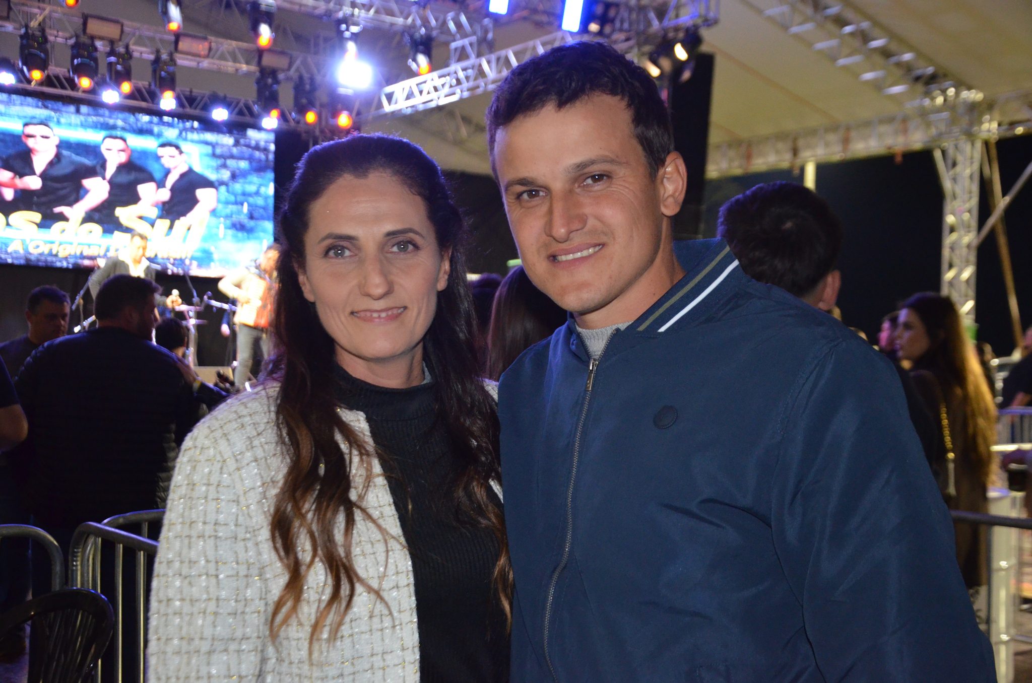 ExpoCaiçara - Sexta-Feira, 15