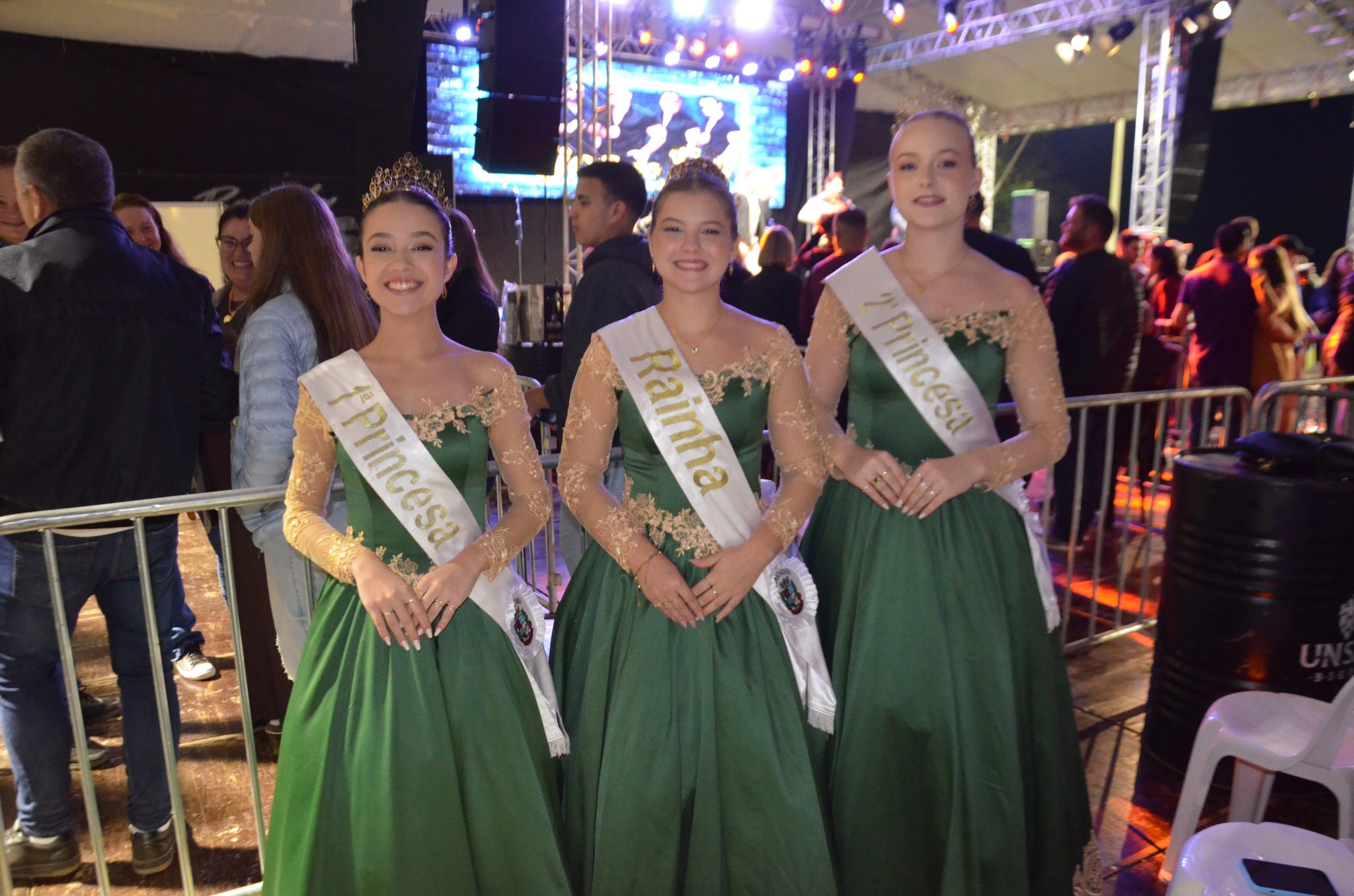 ExpoCaiçara - Sexta-Feira, 15