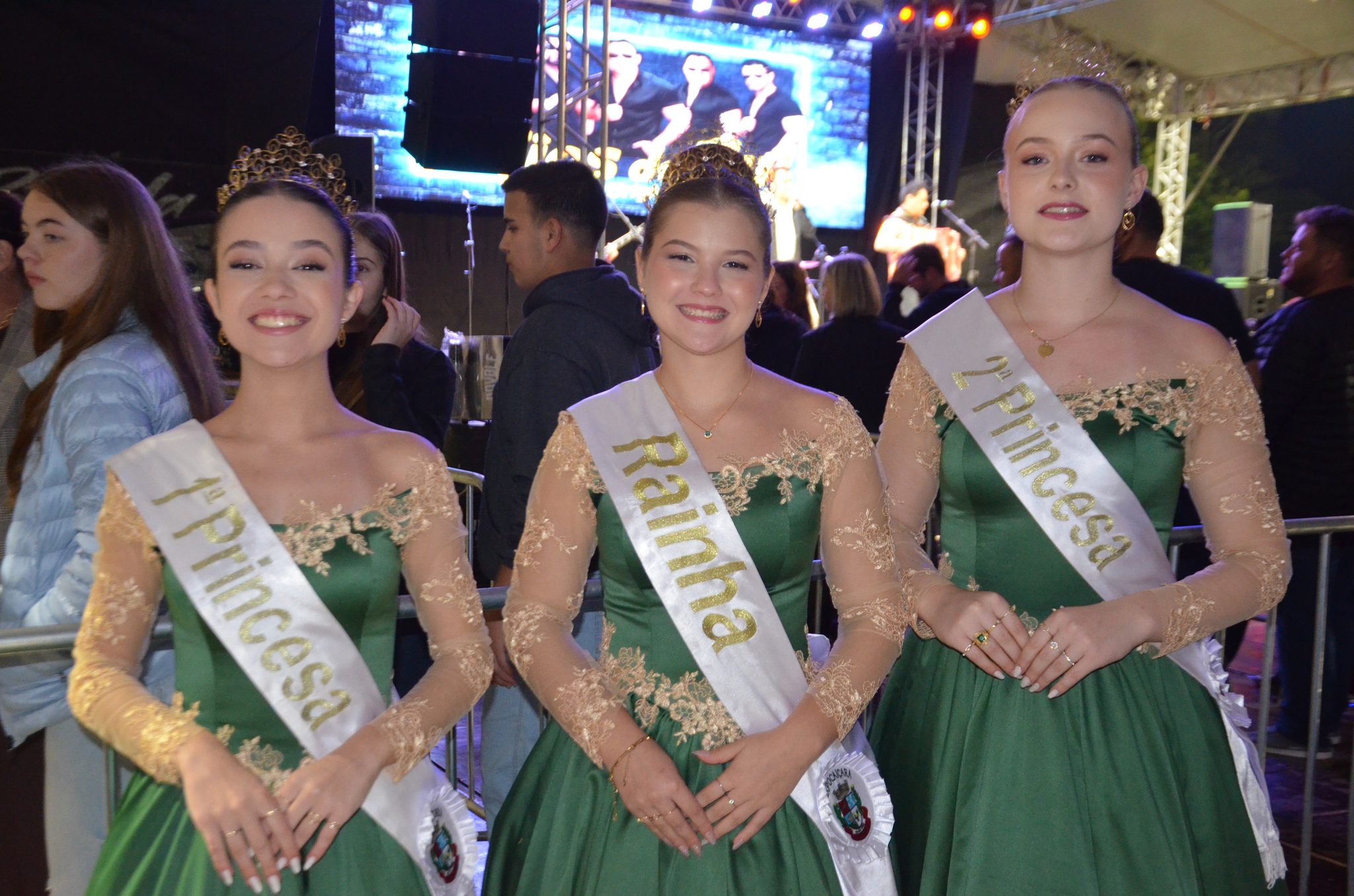 ExpoCaiçara - Sexta-Feira, 15