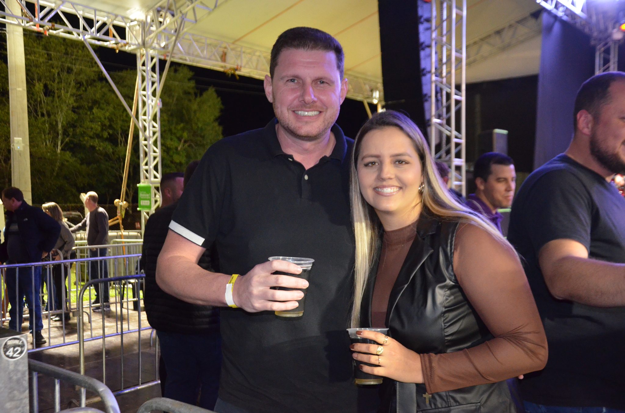 ExpoCaiçara - Sexta-Feira, 15