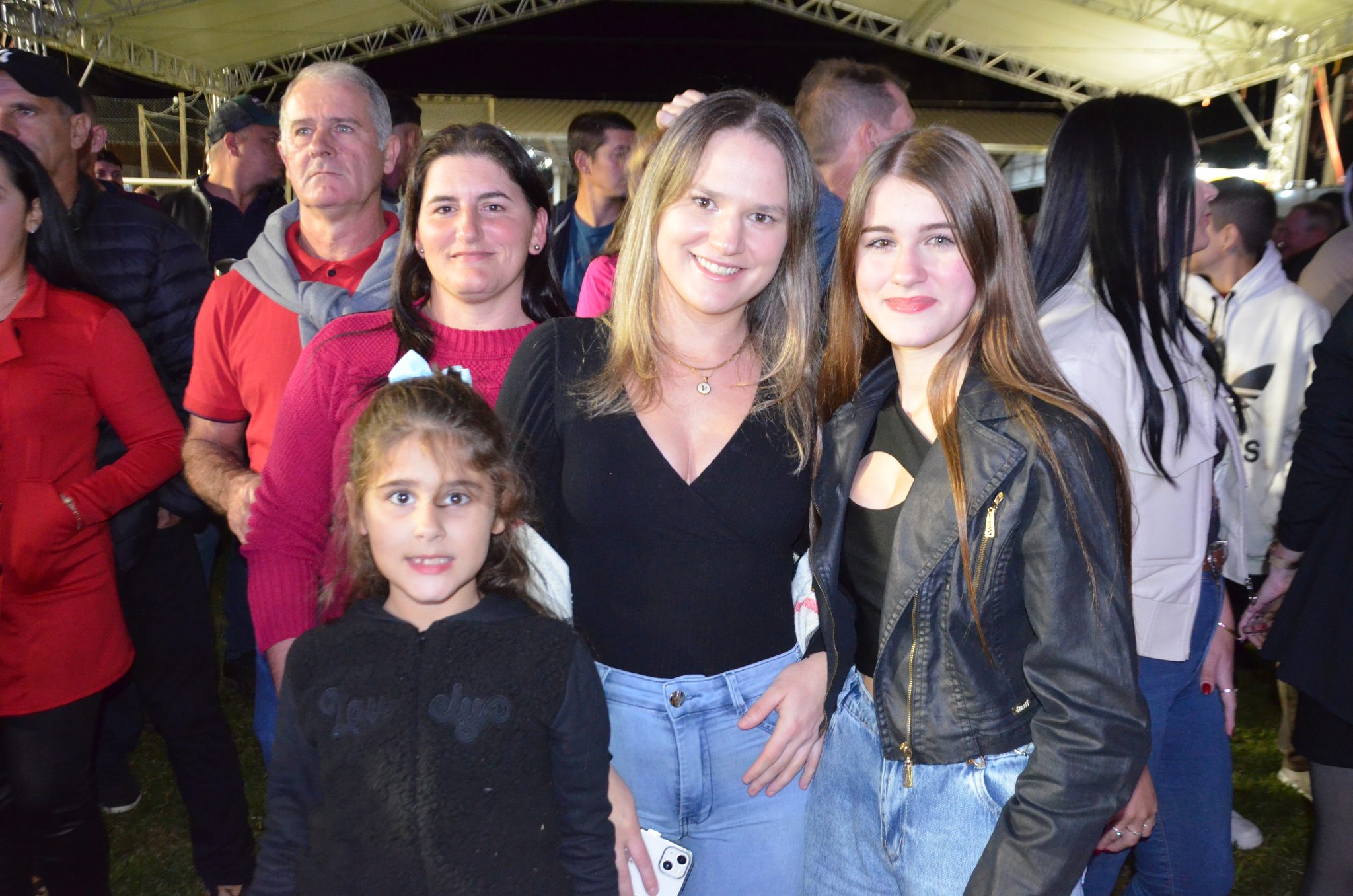 ExpoCaiçara - Sexta-Feira, 15