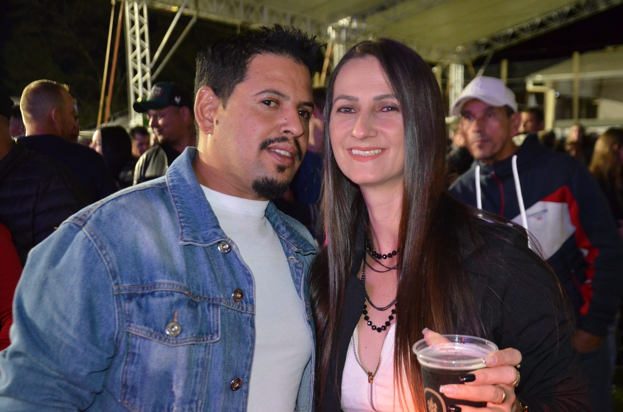 ExpoCaiçara - Sexta-Feira, 15