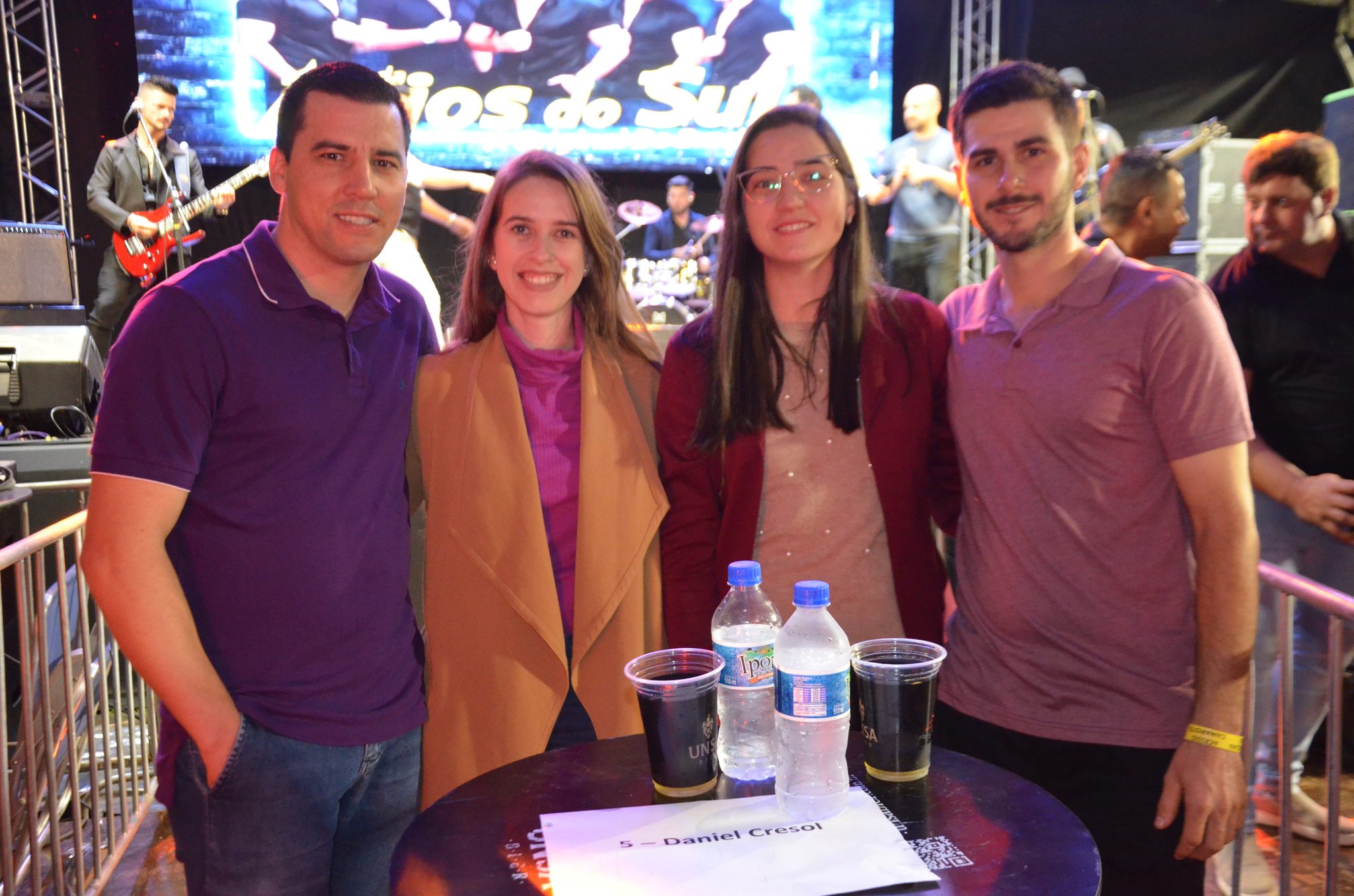 ExpoCaiçara - Sexta-Feira, 15