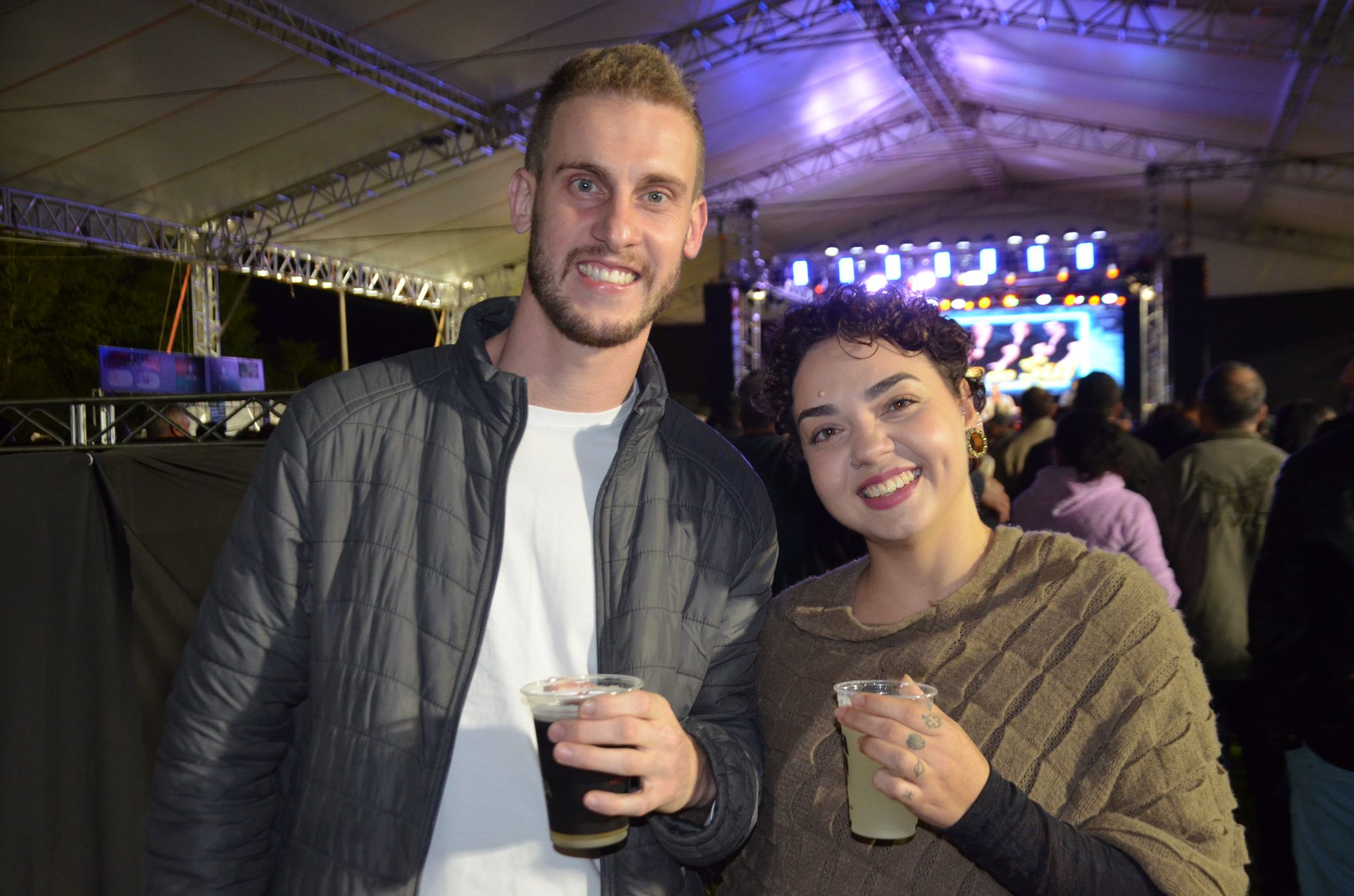 ExpoCaiçara - Sexta-Feira, 15