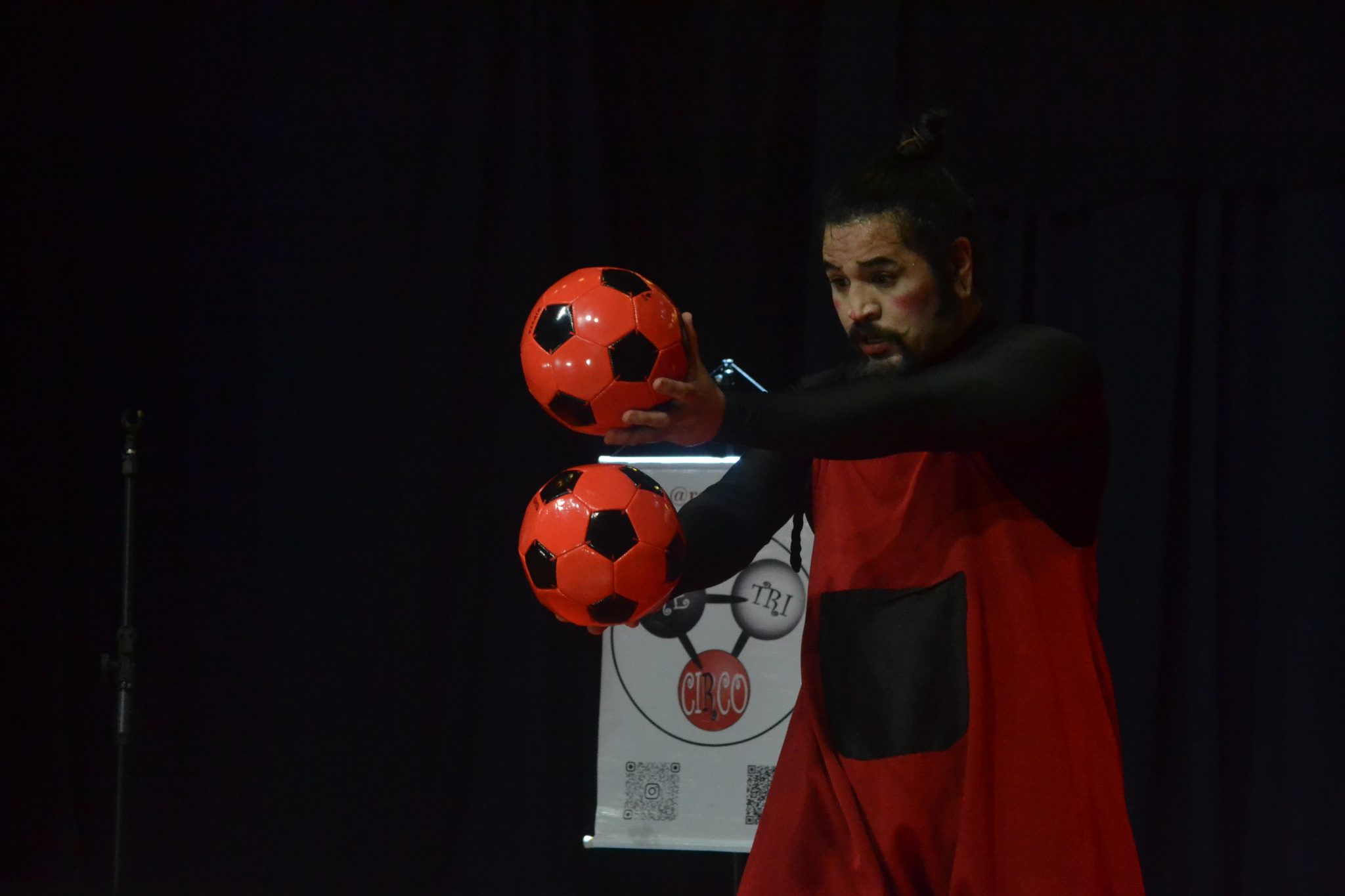Festival Atena - "Circo de Bolso" (26/06)