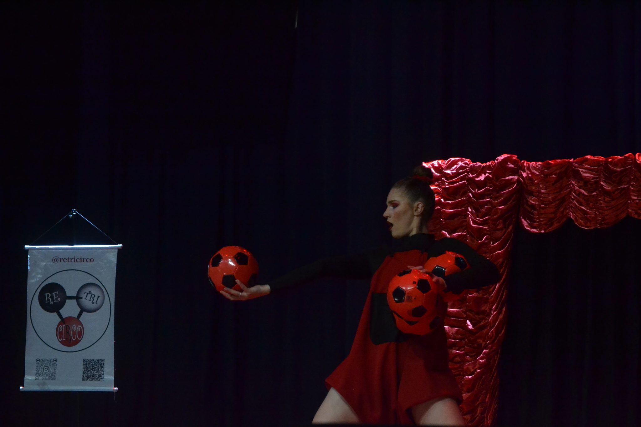 Festival Atena - "Circo de Bolso" (26/06)