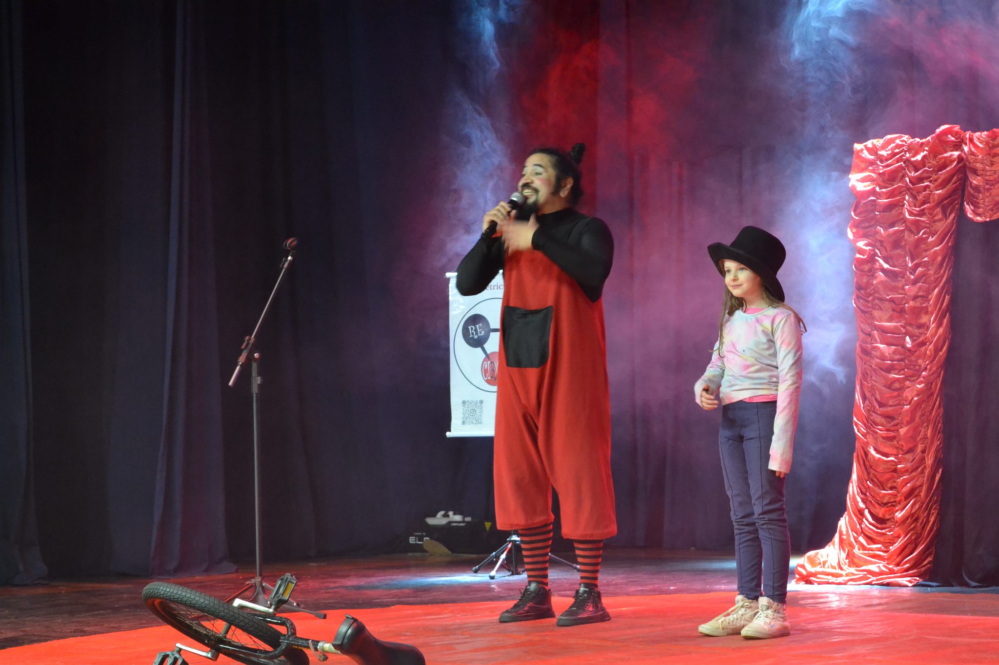 Festival Atena - "Circo de Bolso" (26/06)