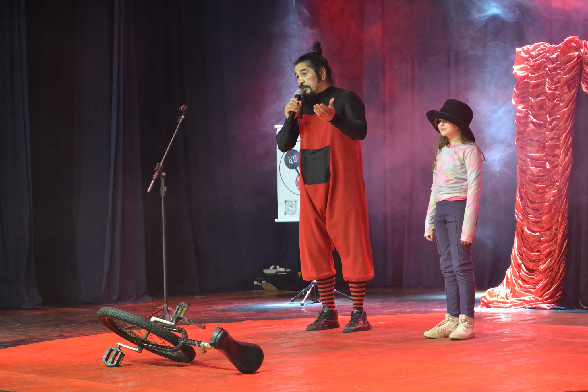 Festival Atena - "Circo de Bolso" (26/06)
