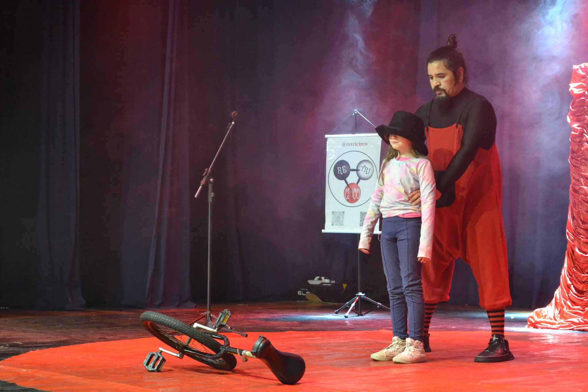 Festival Atena - "Circo de Bolso" (26/06)