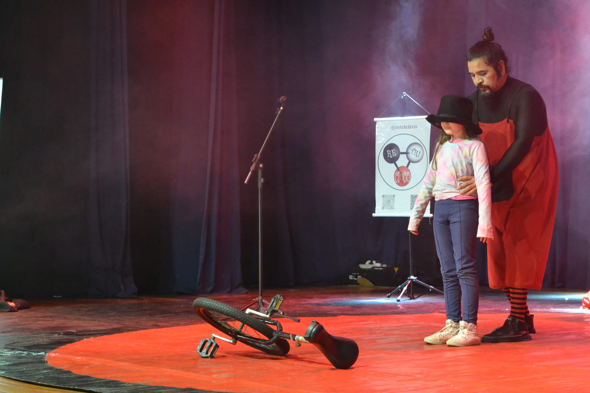 Festival Atena - "Circo de Bolso" (26/06)