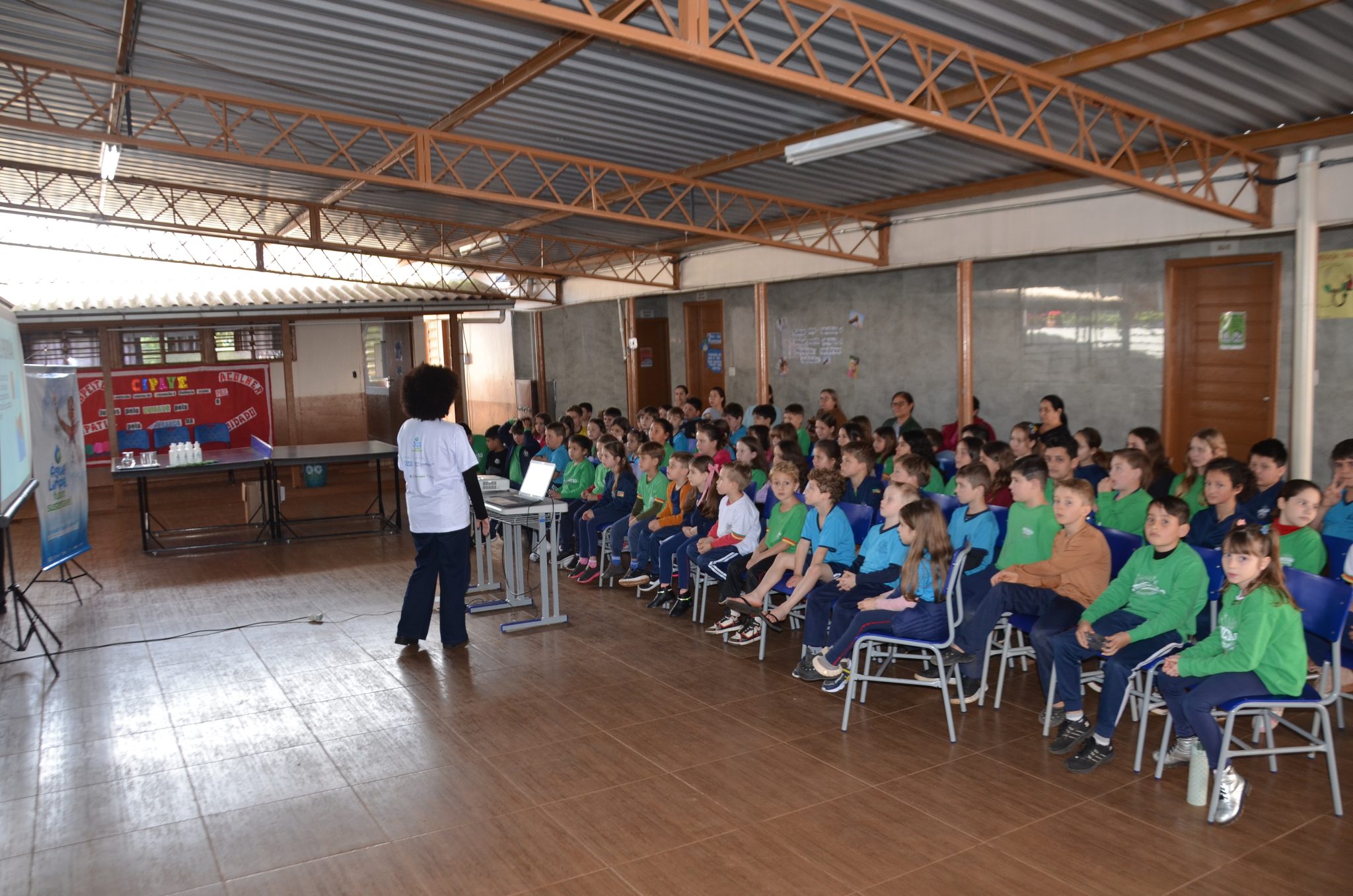 Cristal do Sul - Água Limpa, Futuro Sustentável: Escola Estadual de Ensino Médio Mathias Huppes
