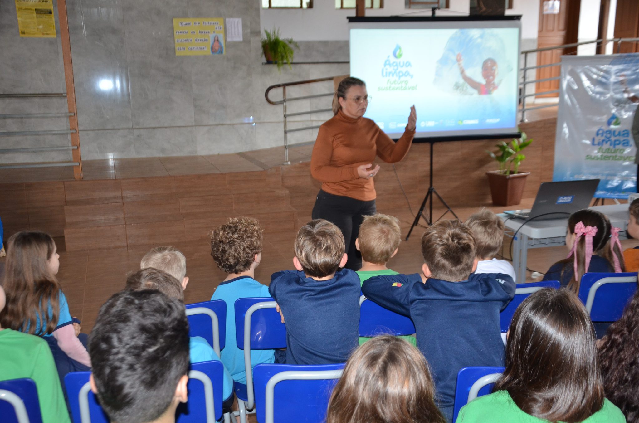 Cristal do Sul - Água Limpa, Futuro Sustentável: Escola Estadual de Ensino Médio Mathias Huppes
