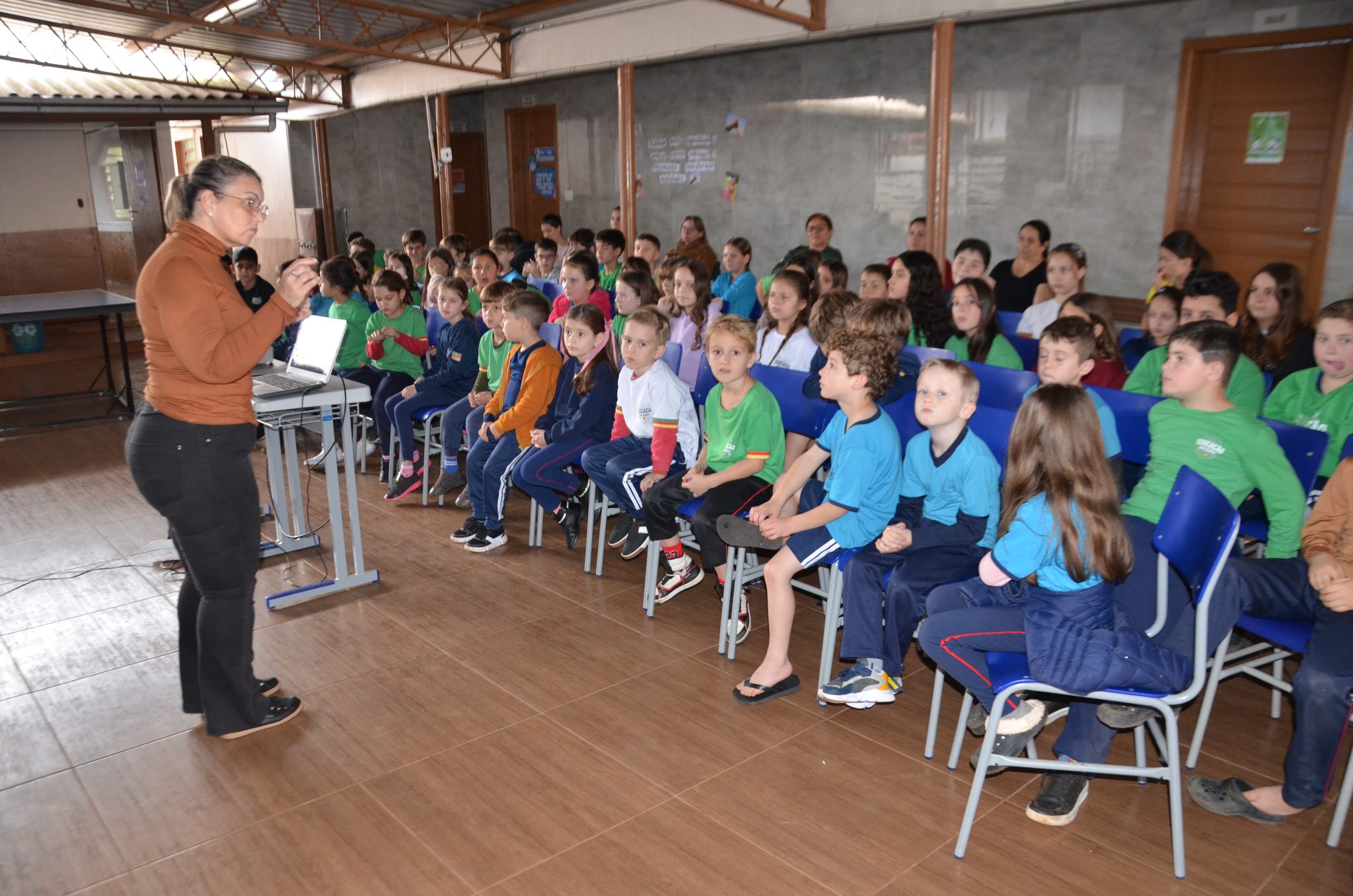 Cristal do Sul - Água Limpa, Futuro Sustentável: Escola Estadual de Ensino Médio Mathias Huppes