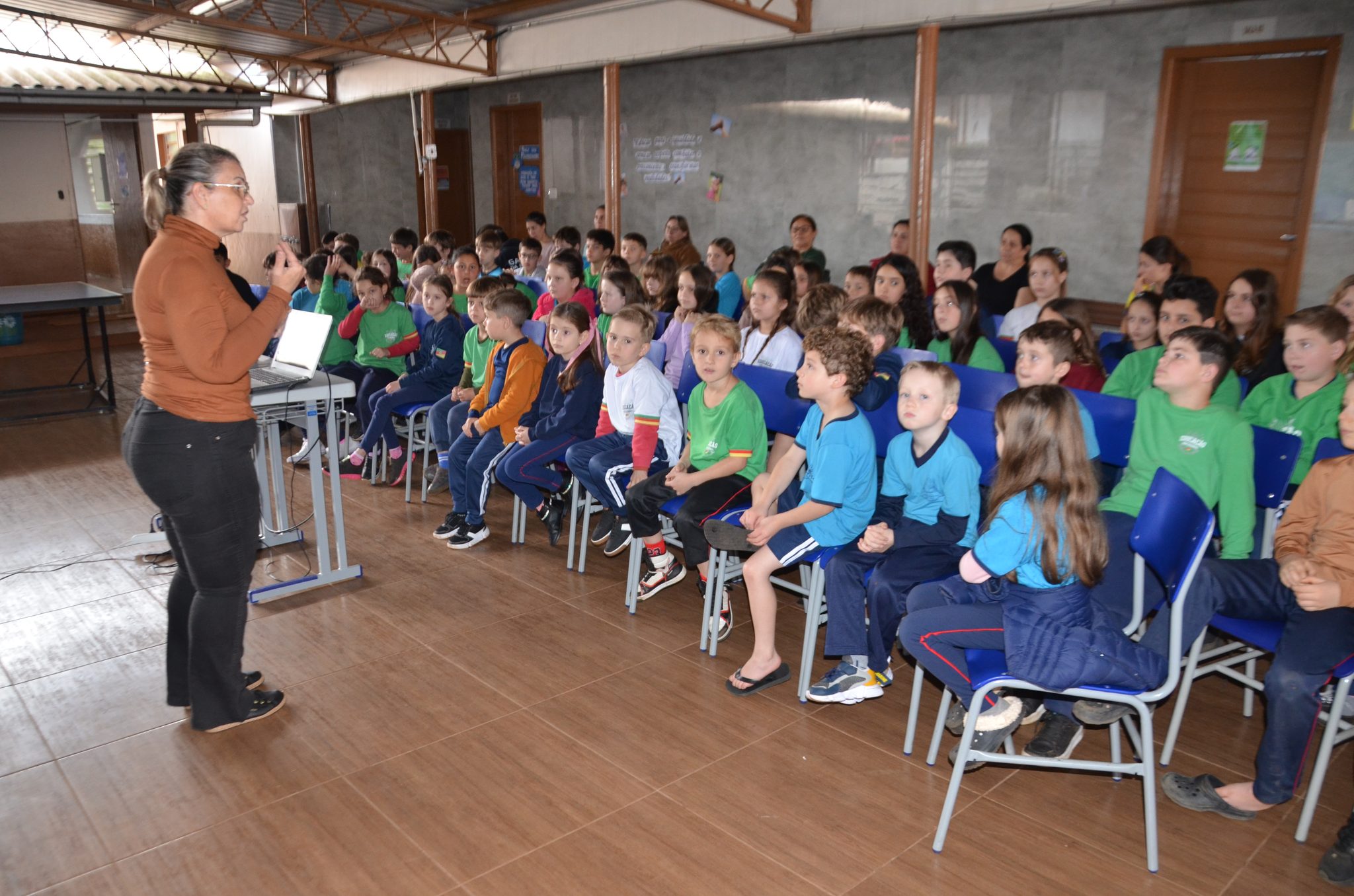 Cristal do Sul - Água Limpa, Futuro Sustentável: Escola Estadual de Ensino Médio Mathias Huppes