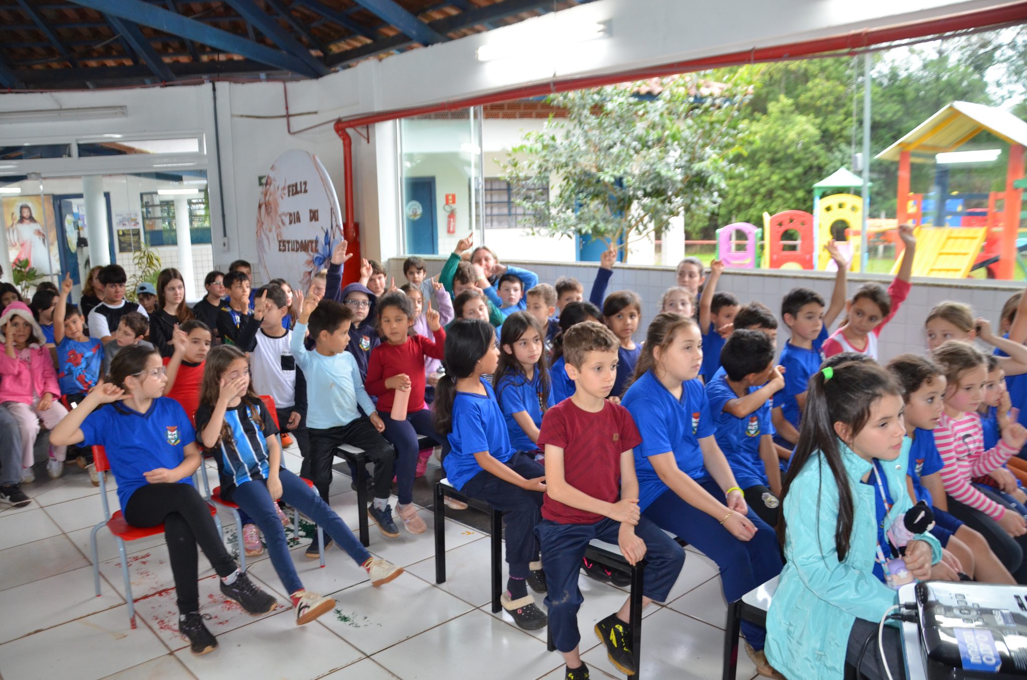 Cristal do Sul - Água Limpa, Futuro Sustentável: Escola Municipal de Ensino Fundamental Professora Nelci Liane de Vargas