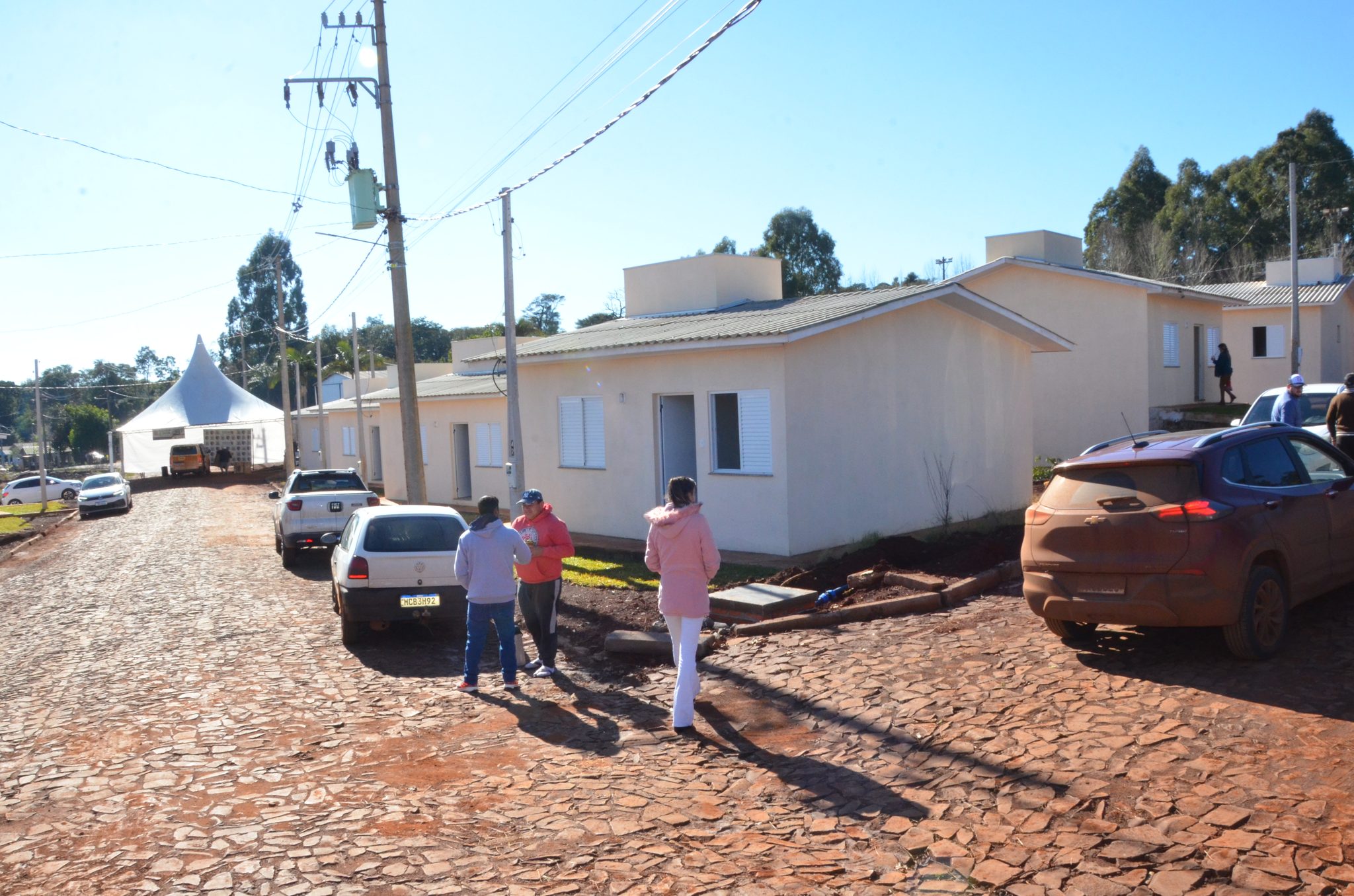 Dois Irmãos das Missões entrega 20 moradias em parceria com Governo do RS