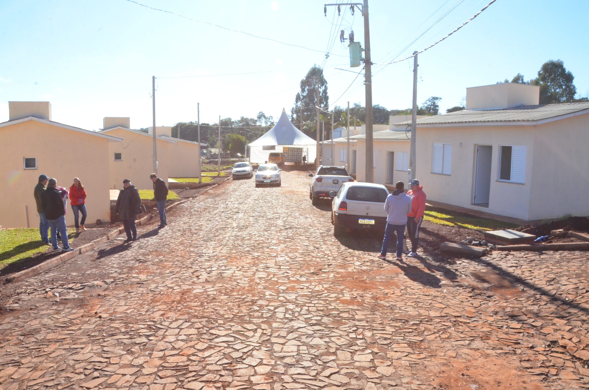 Dois Irmãos das Missões entrega 20 moradias em parceria com Governo do RS