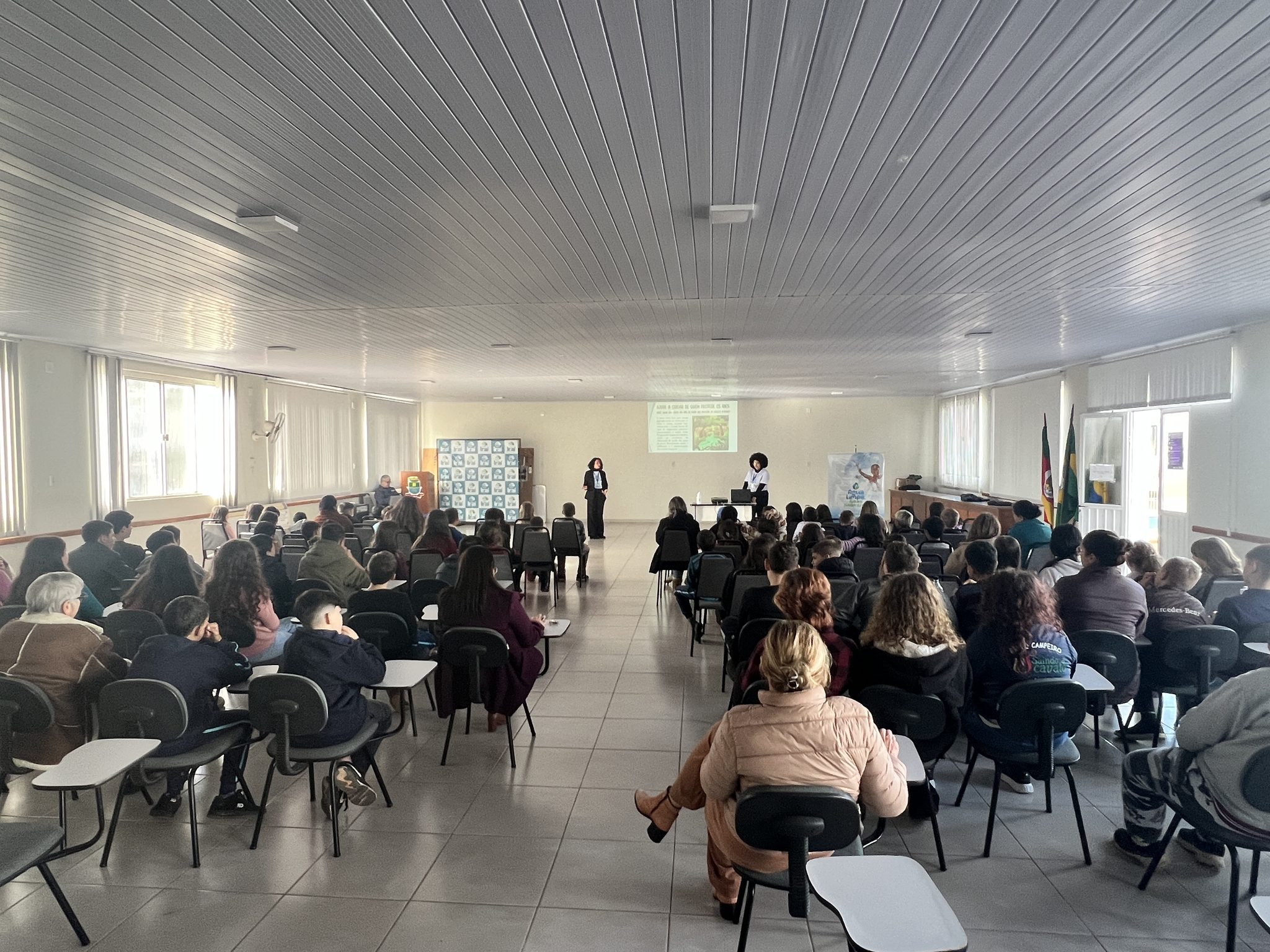 Água Limpa, Futuro Sustentável: Escola Municipal Casa da Criança