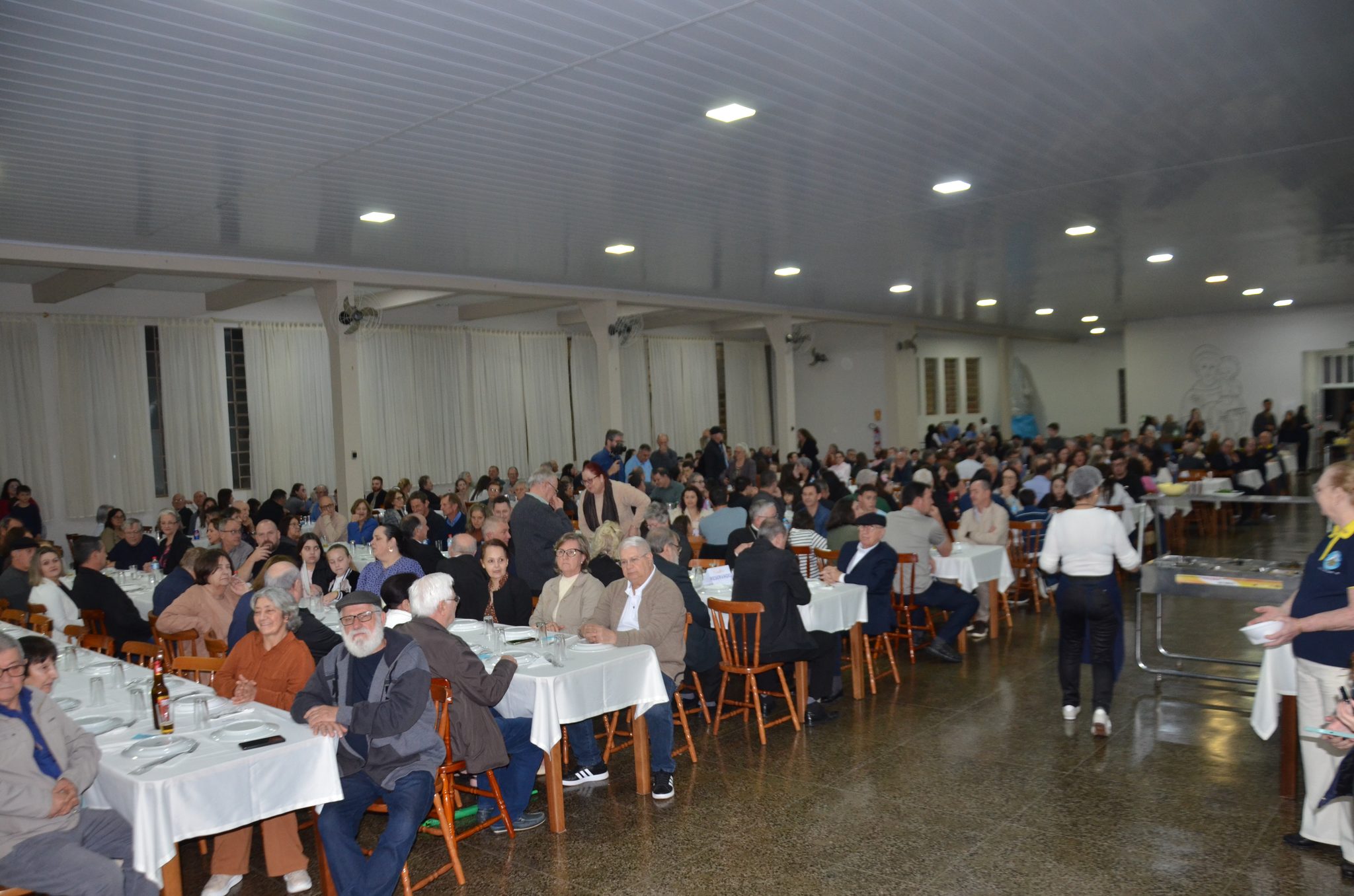 Aniversário de Ordenação Episcopal do Bispo Paroquial Dom Antônio