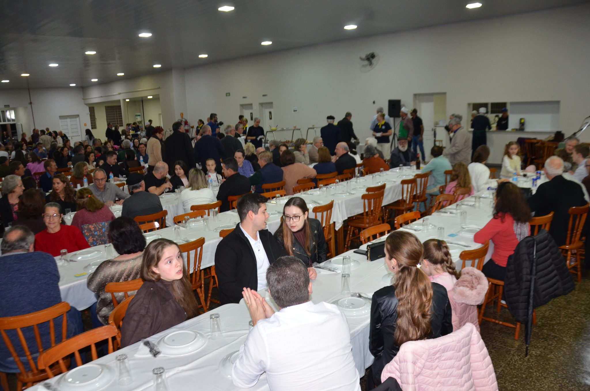 Aniversário de Ordenação Episcopal do Bispo Paroquial Dom Antônio