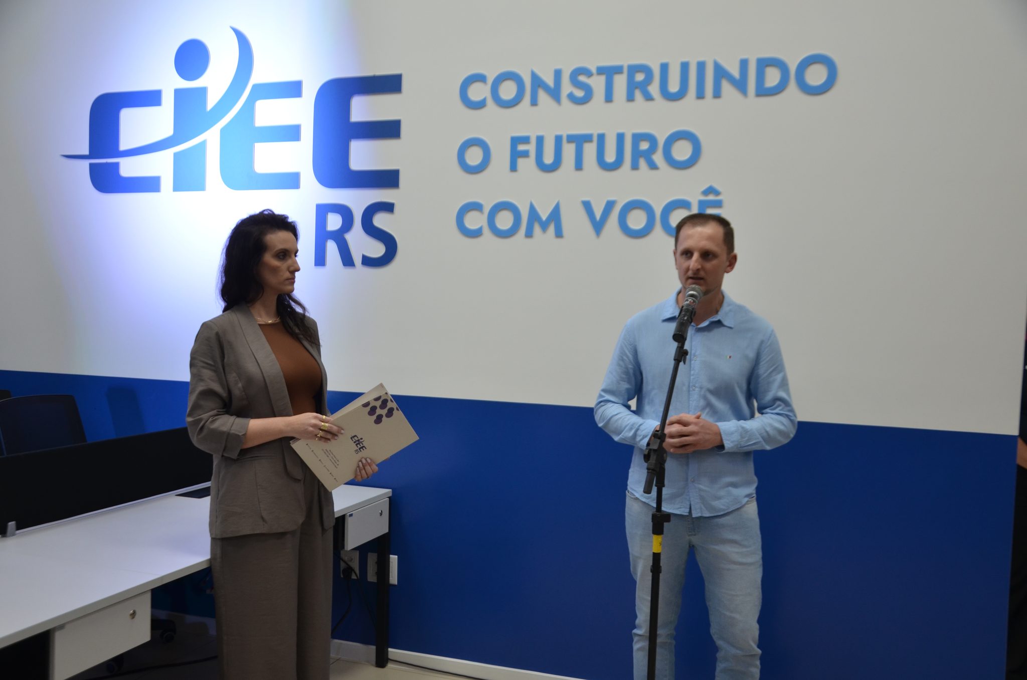 FW - Inauguração da nova sede do Ciee-RS