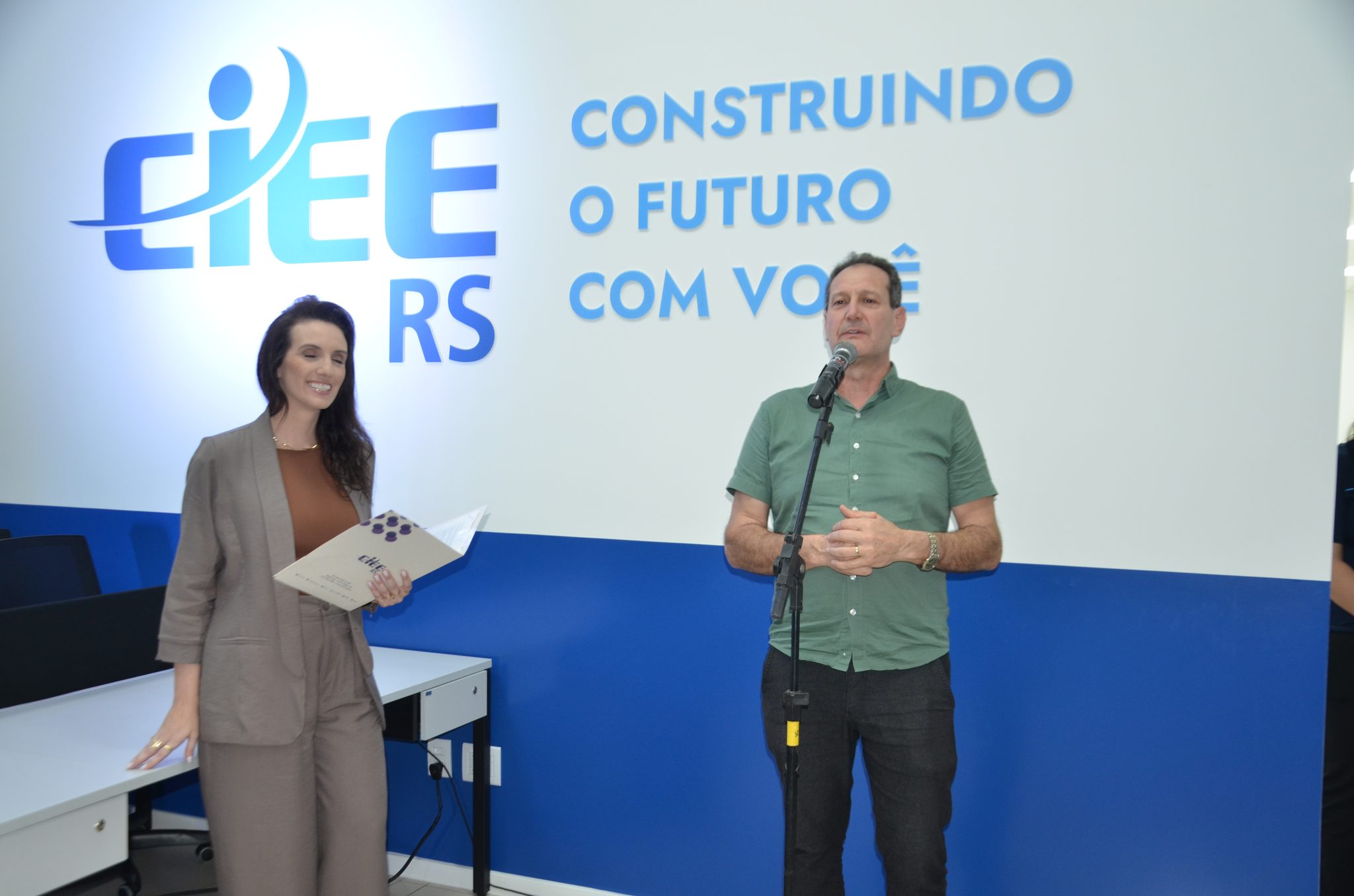 FW - Inauguração da nova sede do Ciee-RS