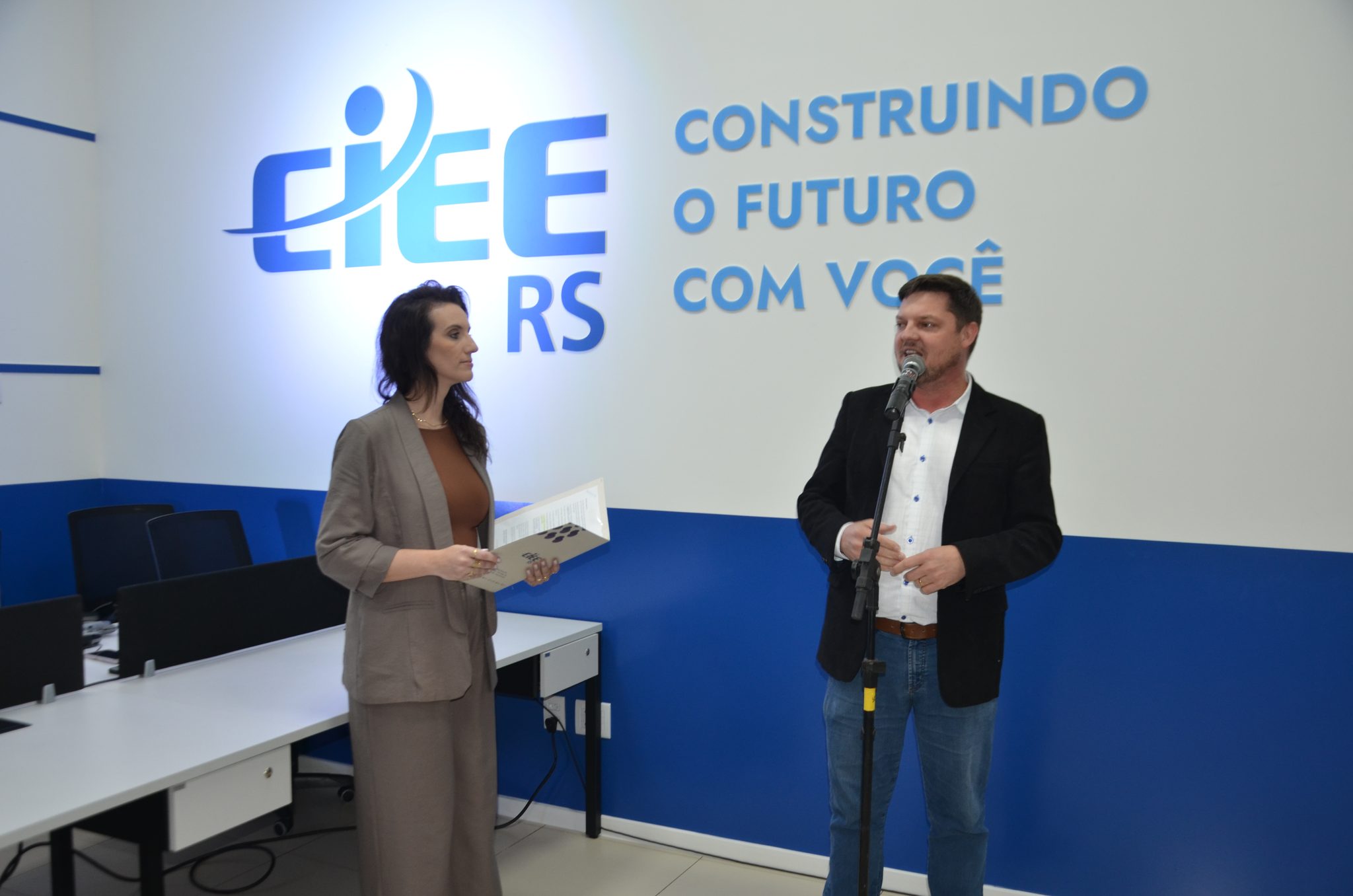 FW - Inauguração da nova sede do Ciee-RS