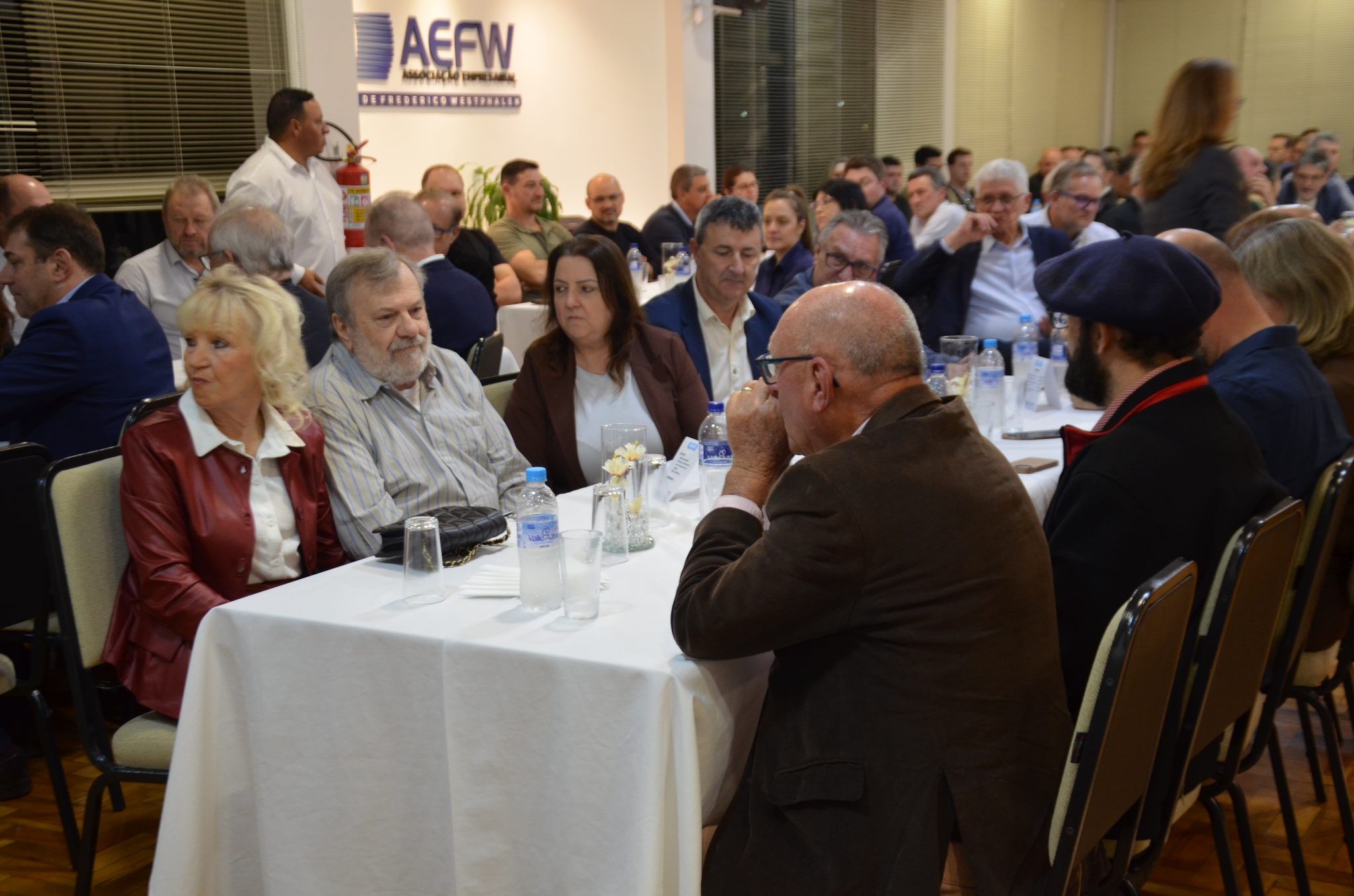 FW - Fórum das ACIs e No Tom da Conversa com Norberto Ortigara