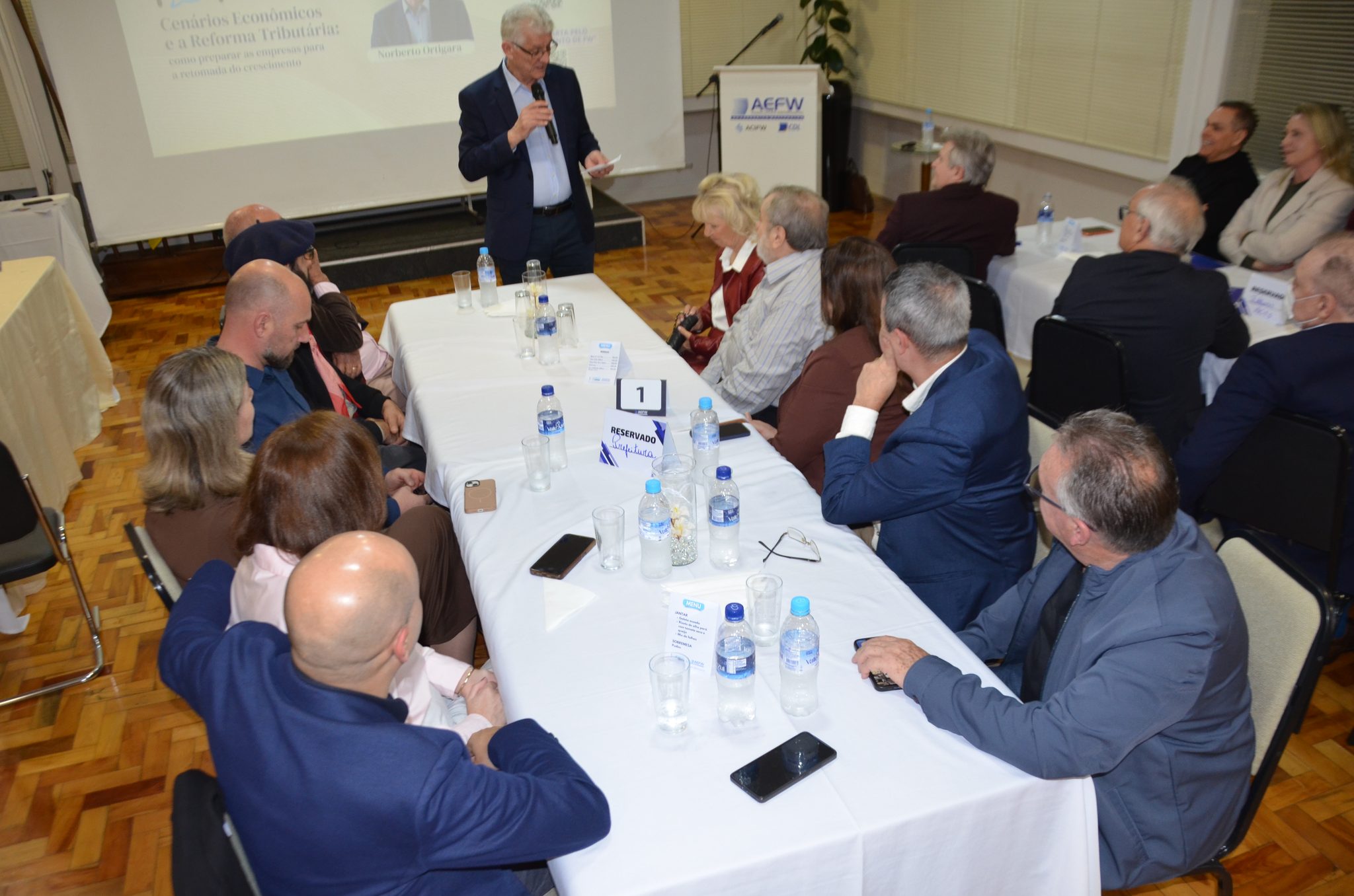 FW - Fórum das ACIs e No Tom da Conversa com Norberto Ortigara