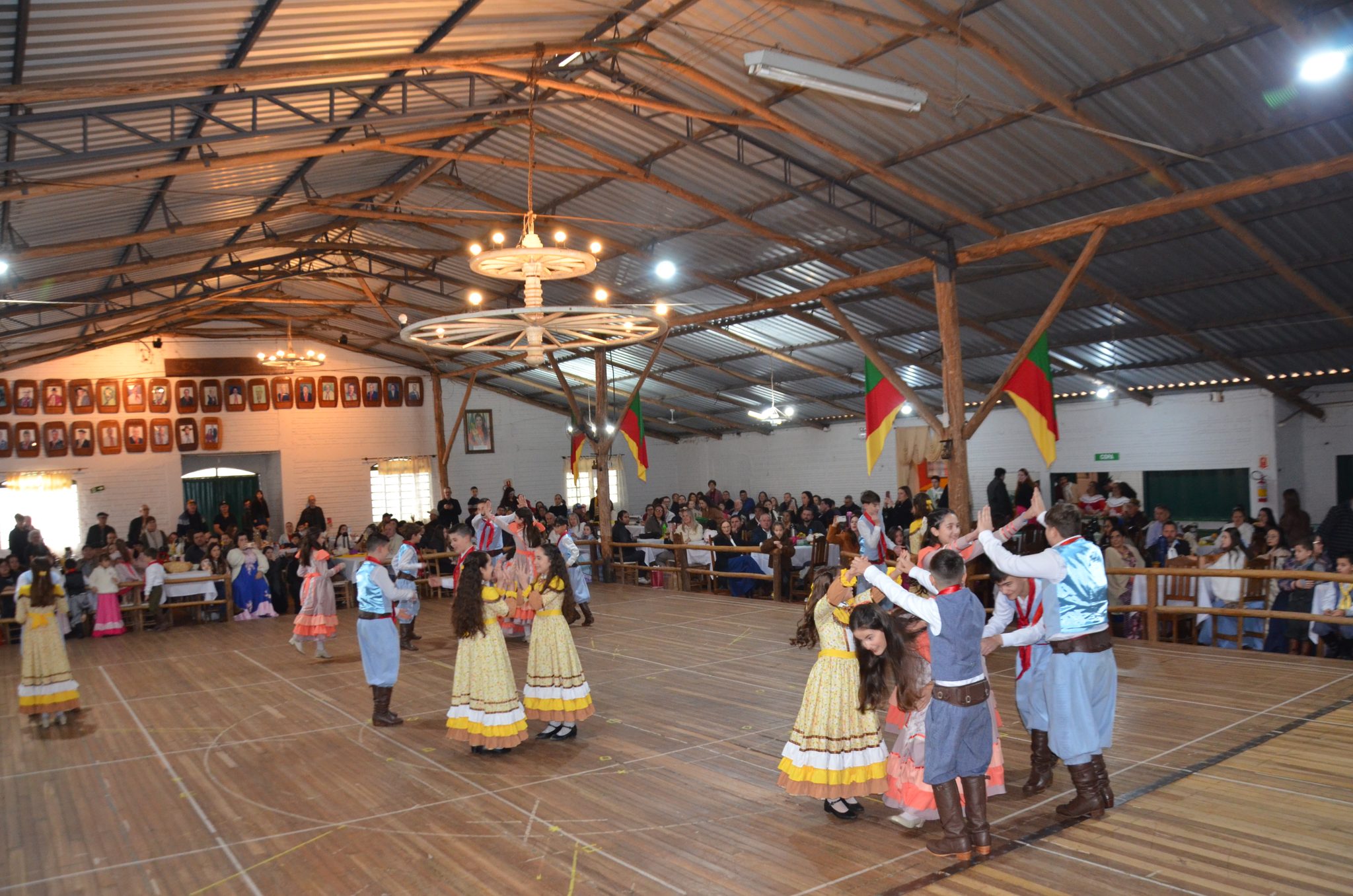 FW - 53 anos do CTG Rodeio da Querência