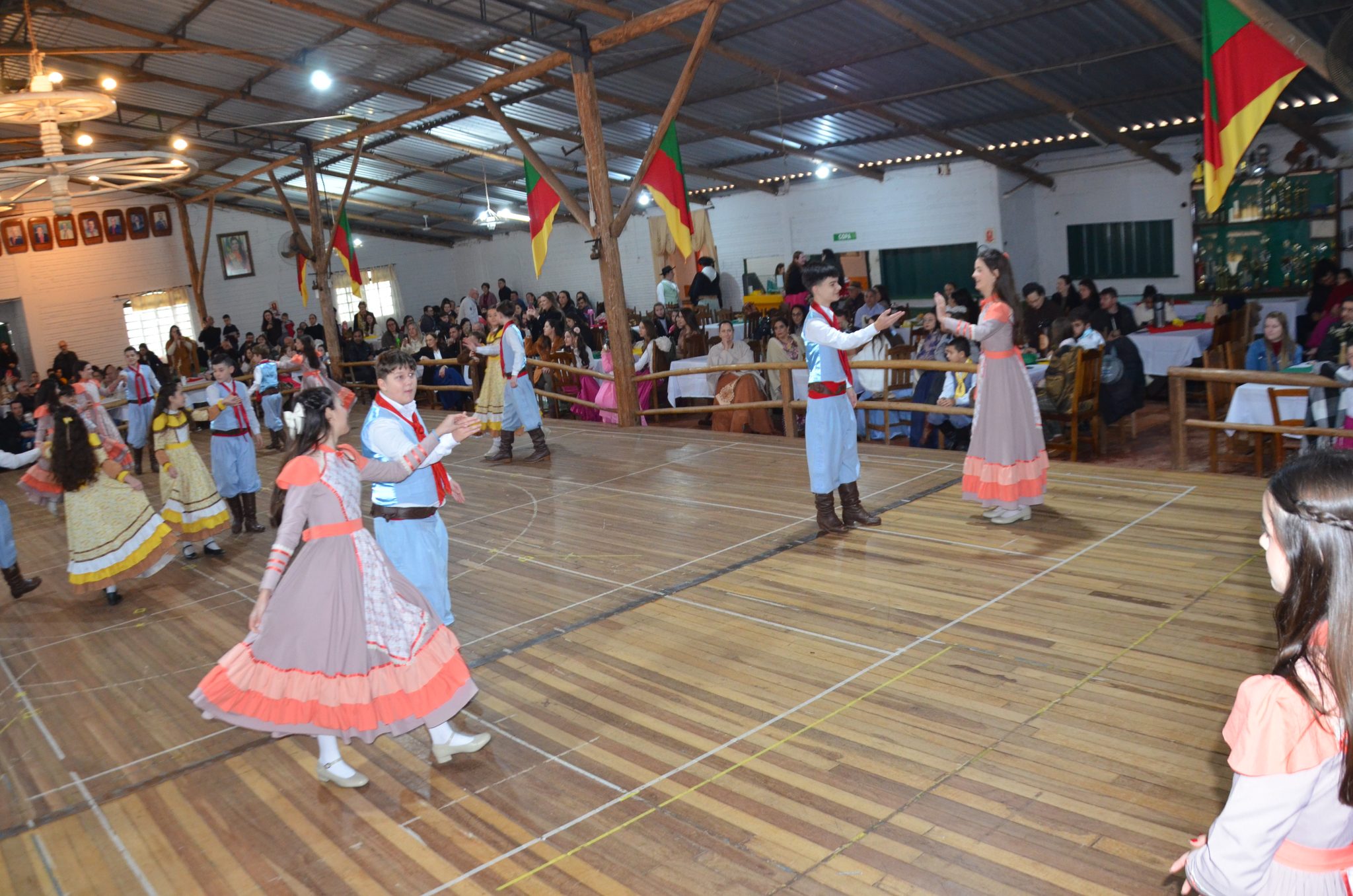 FW - 53 anos do CTG Rodeio da Querência