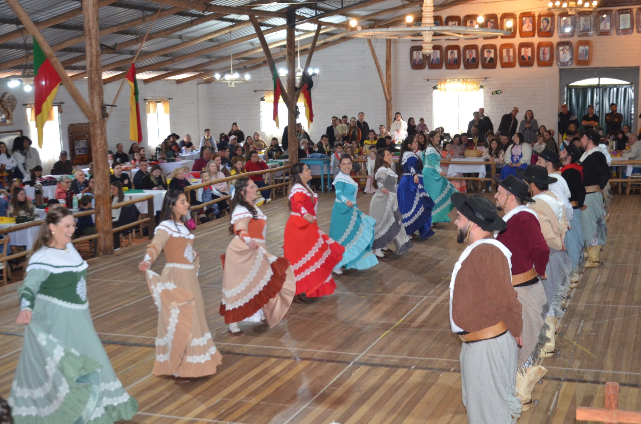 FW - 53 anos do CTG Rodeio da Querência