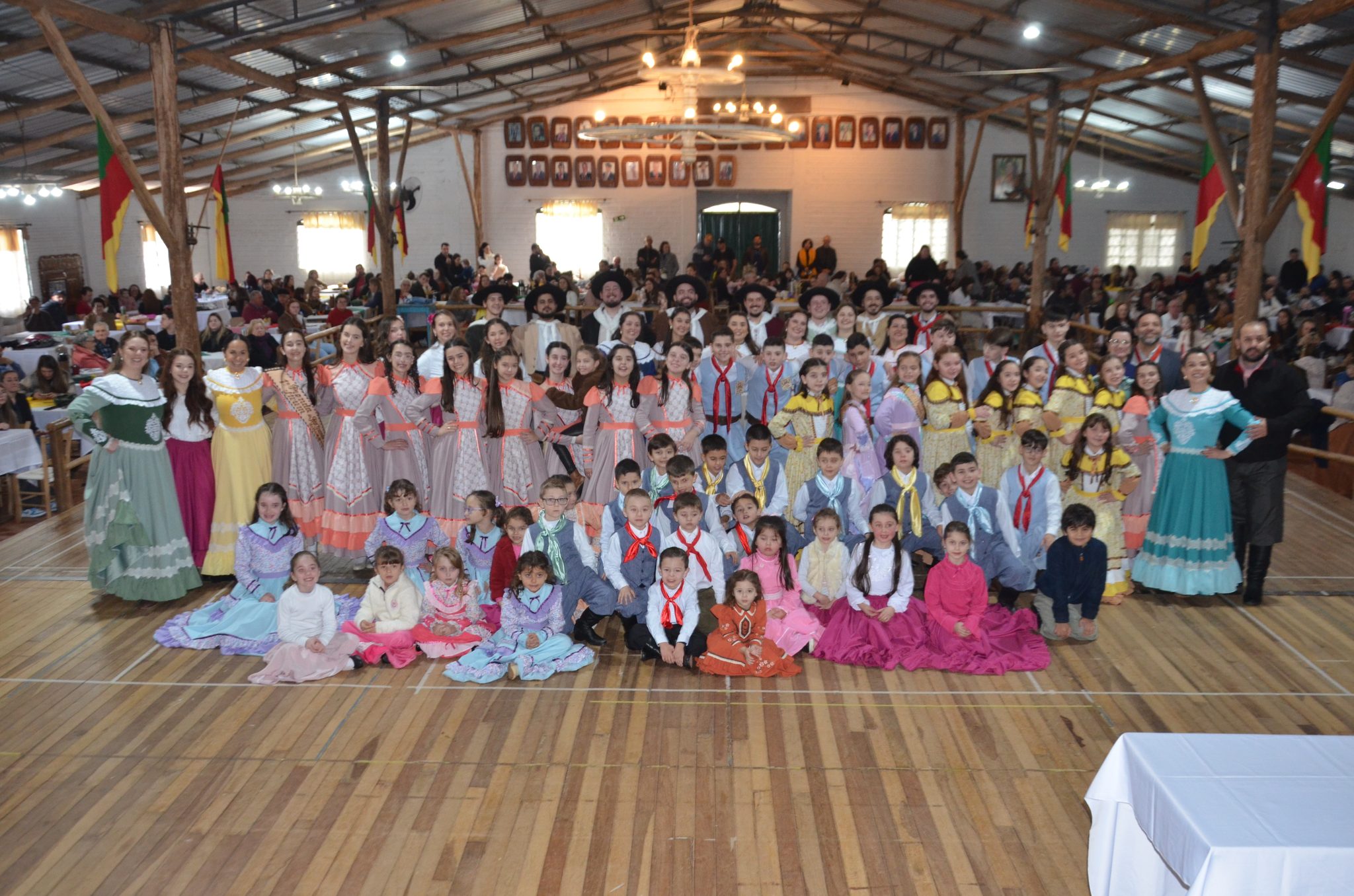 FW - 53 anos do CTG Rodeio da Querência
