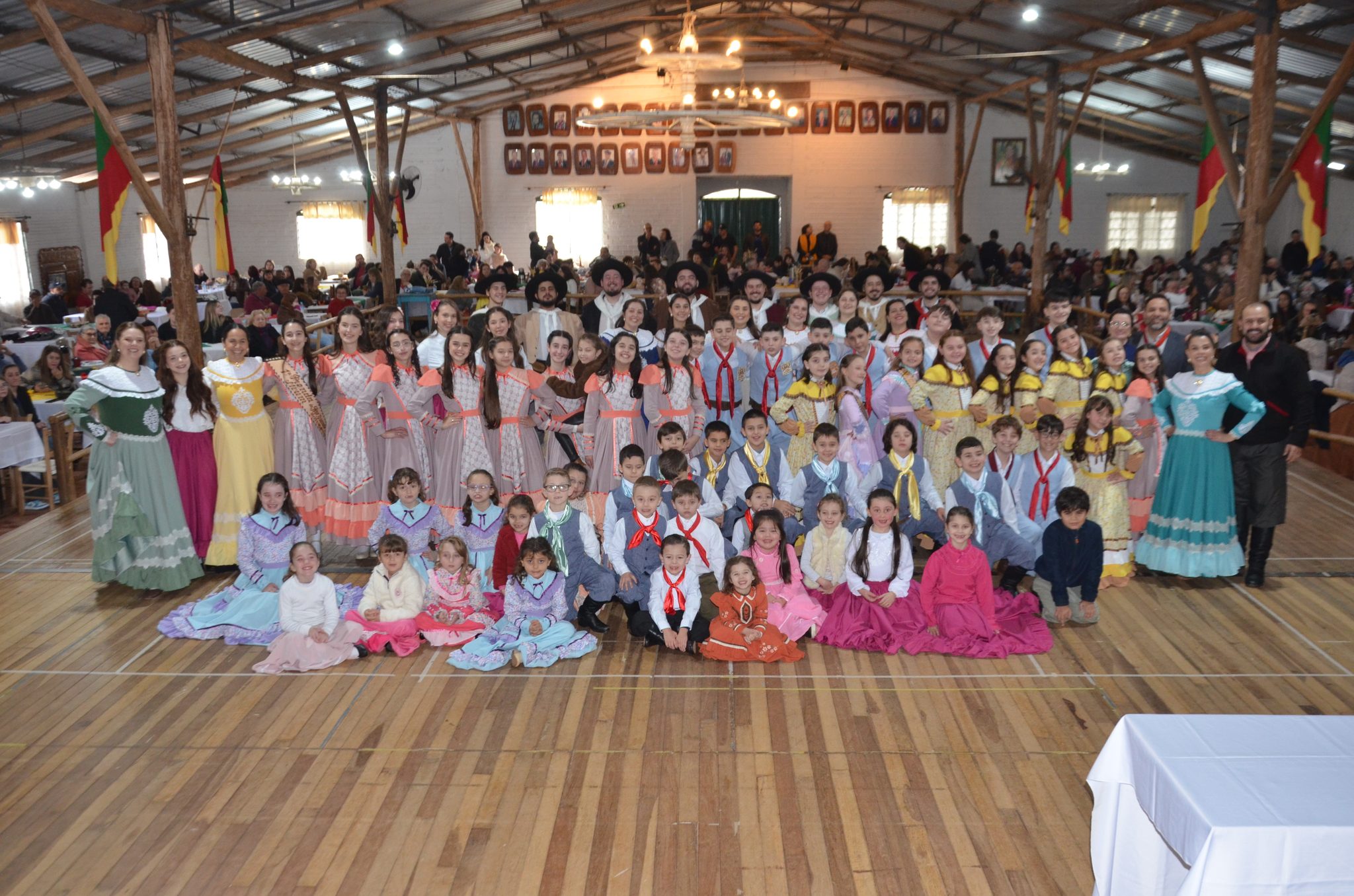 FW - 53 anos do CTG Rodeio da Querência