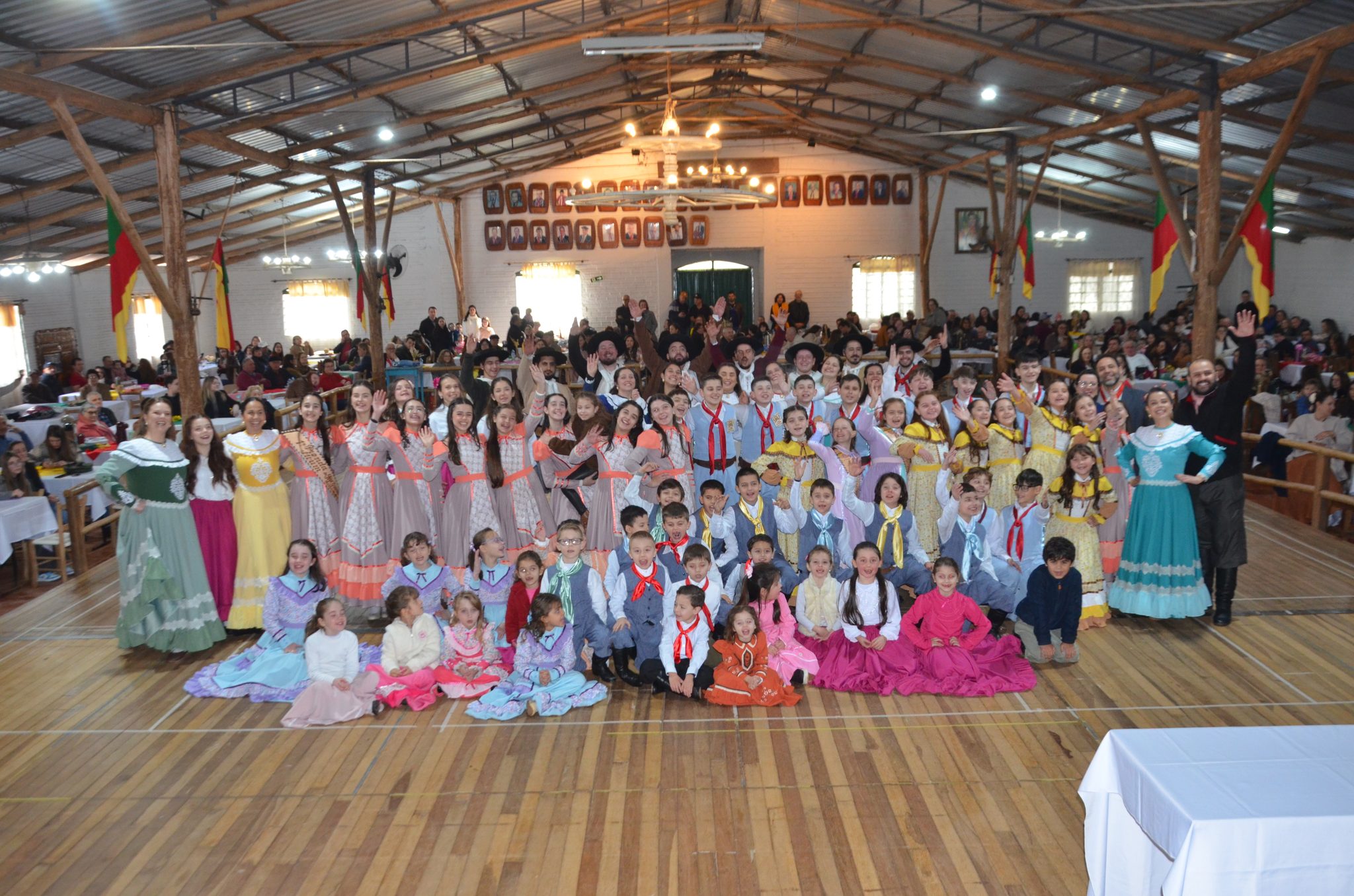 FW - 53 anos do CTG Rodeio da Querência