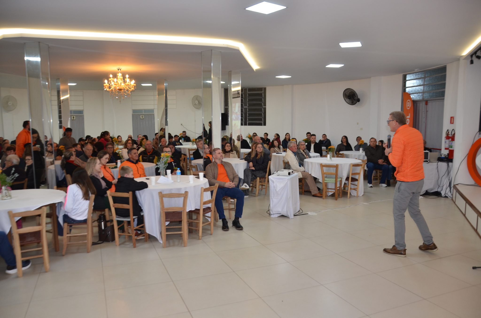 FW- Cinco anos da Agência Cresol Barril