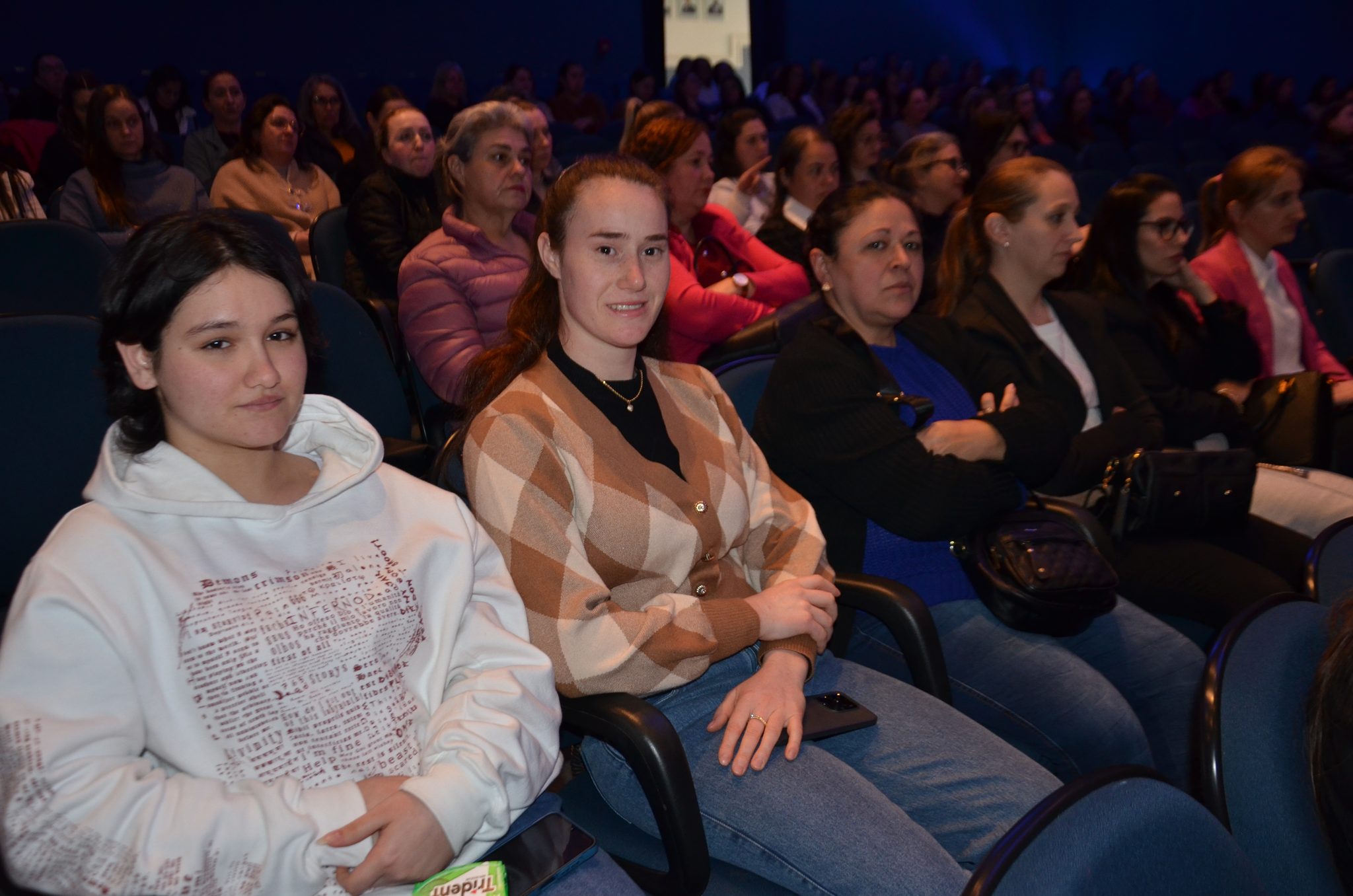 FW - Agosto Lilás: As Vozes das Mulheres da Amzop