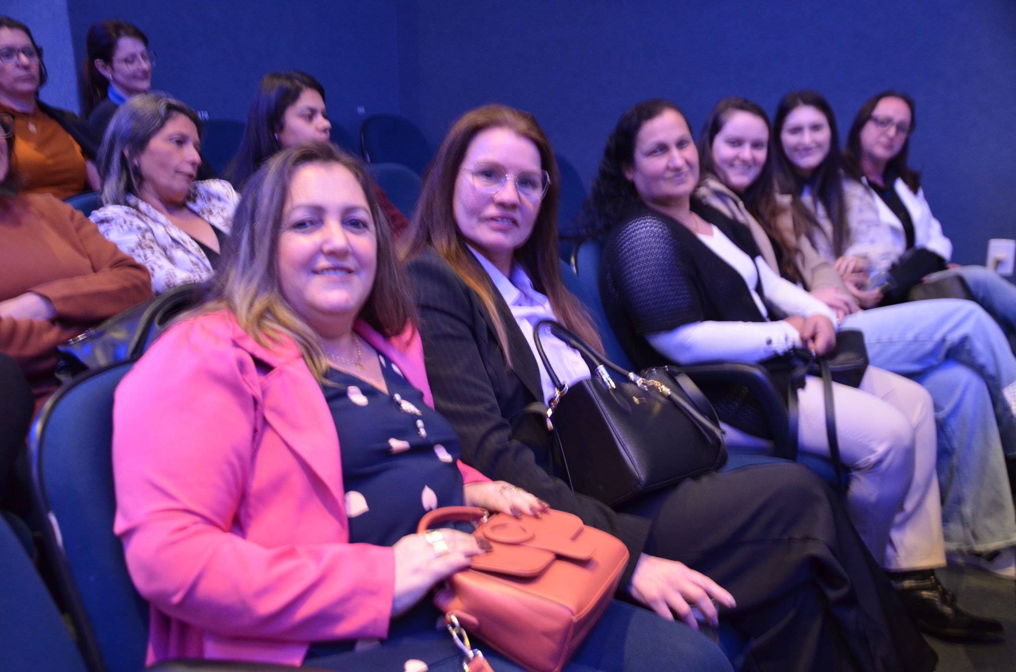 FW - Agosto Lilás: As Vozes das Mulheres da Amzop