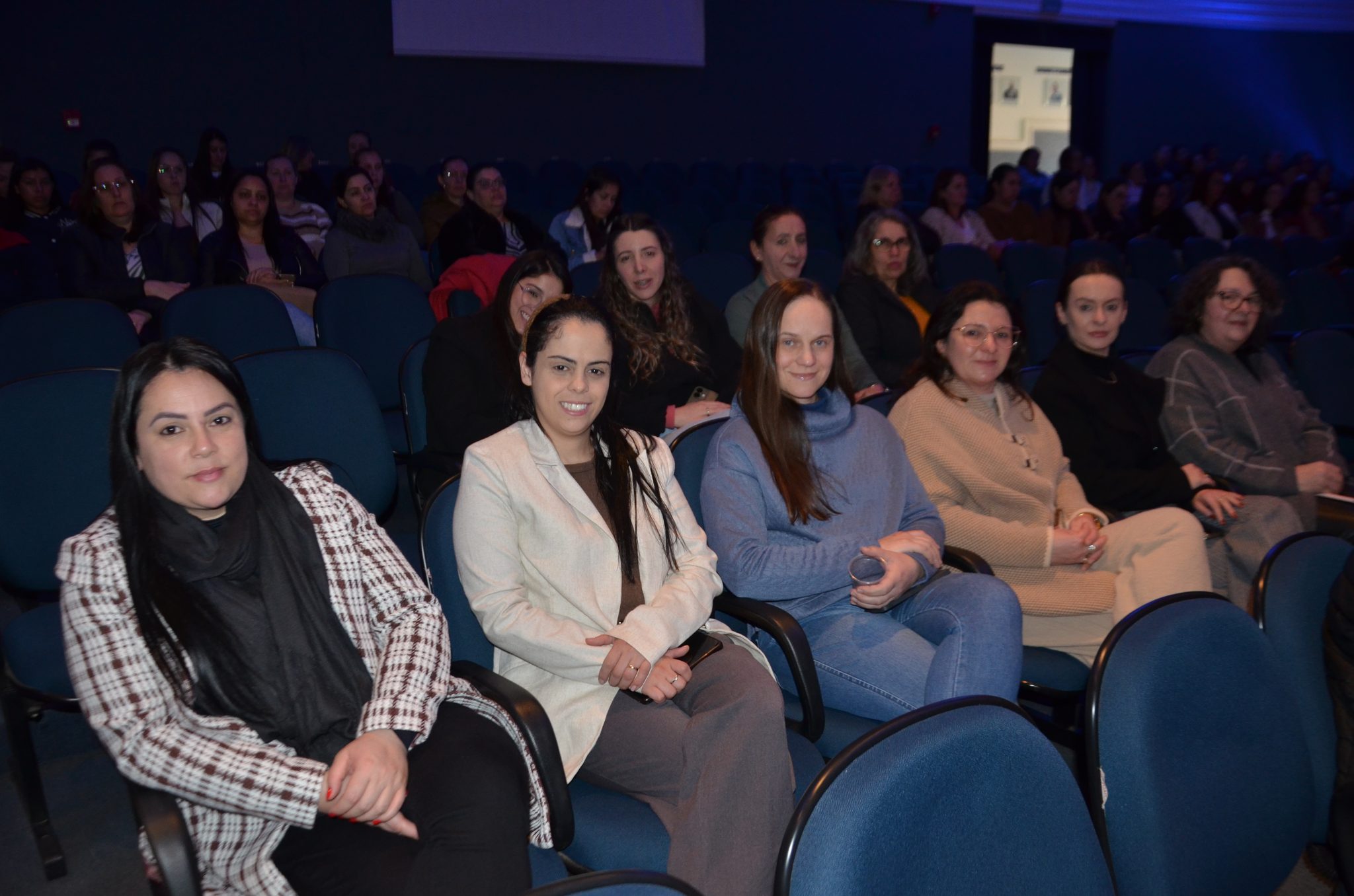 FW - Agosto Lilás: As Vozes das Mulheres da Amzop