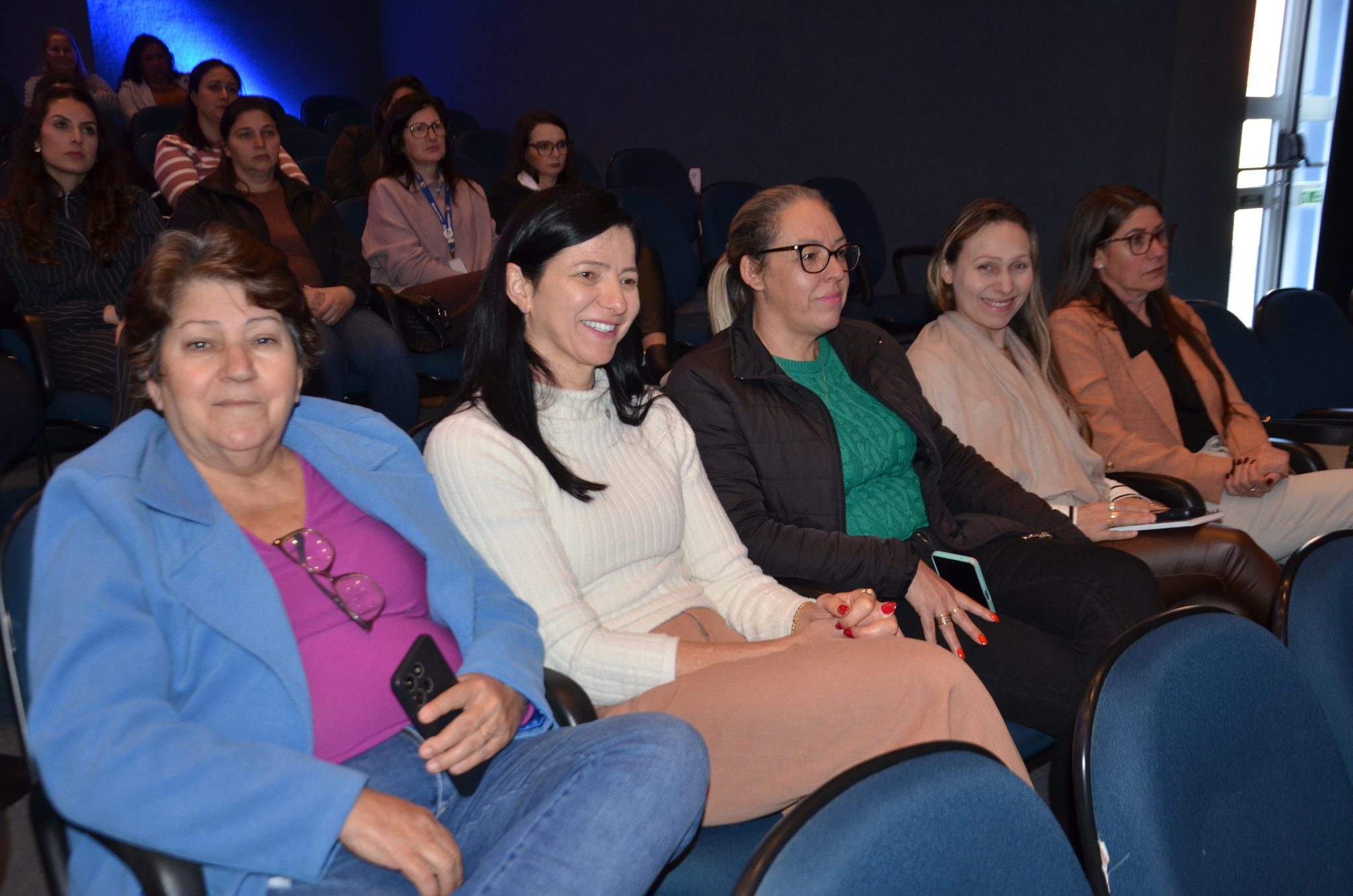 FW - Agosto Lilás: As Vozes das Mulheres da Amzop