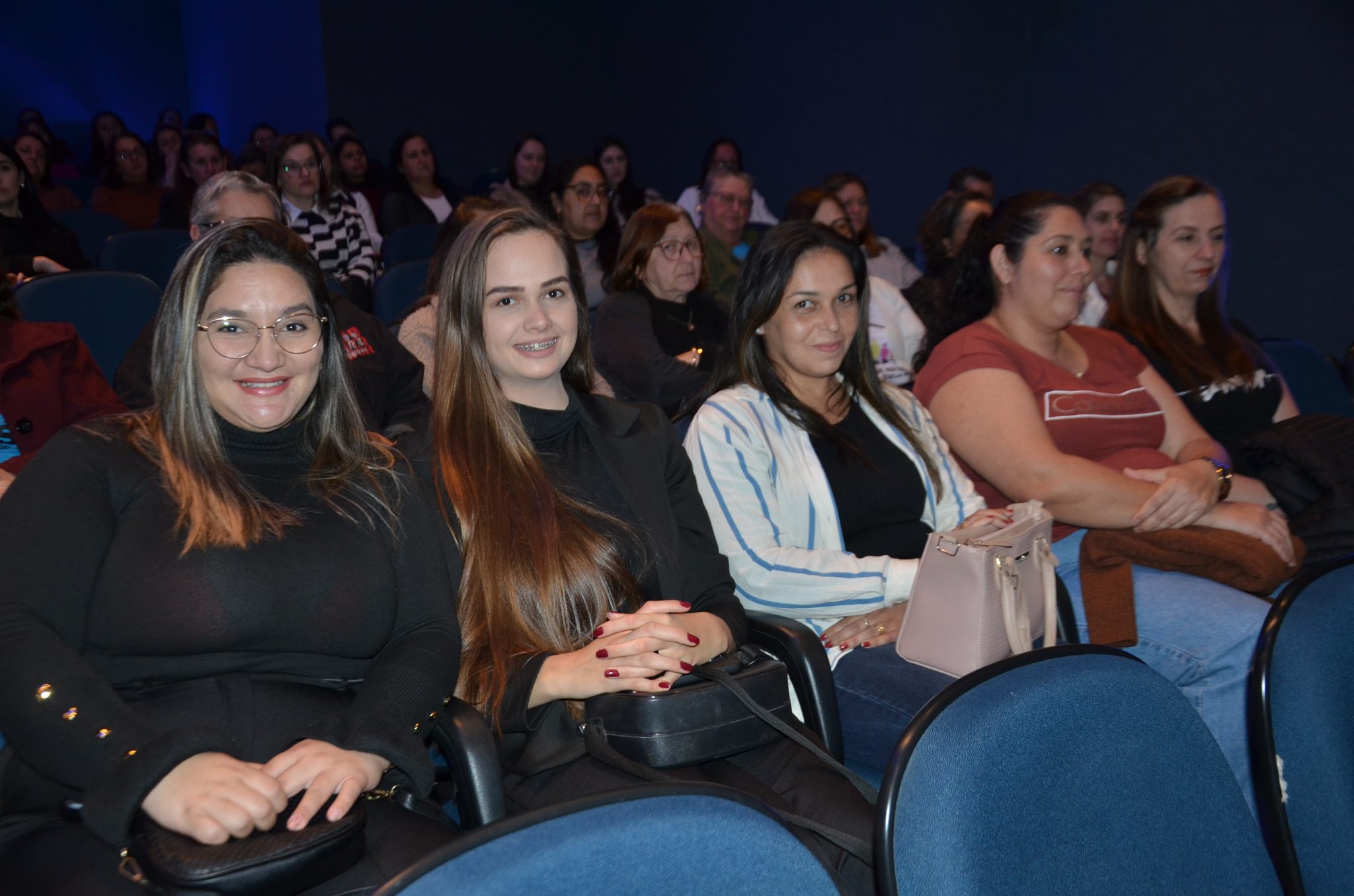 FW - Agosto Lilás: As Vozes das Mulheres da Amzop