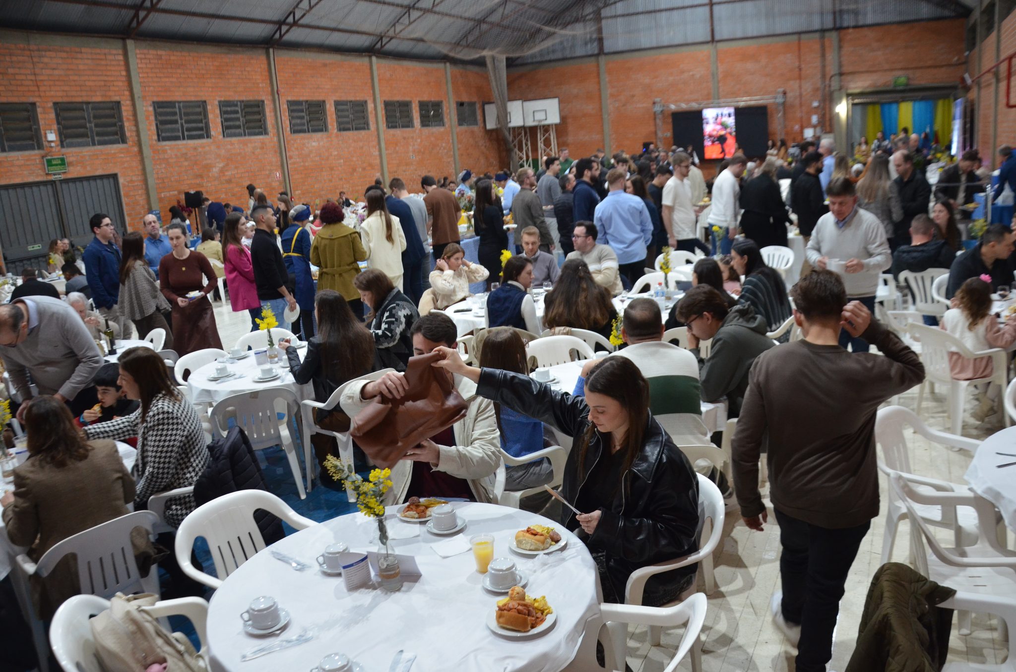 FW - 20ª edição do Café Colonial do Rotary Barril