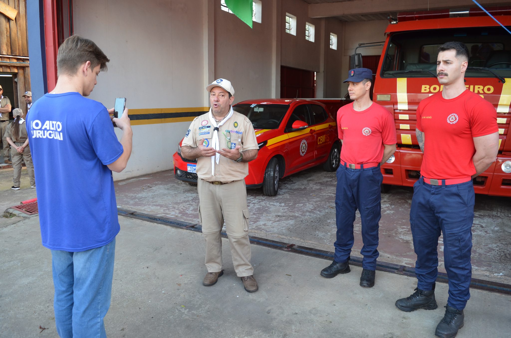 Curso dos escoteiros com o Corpo de Bombeiros