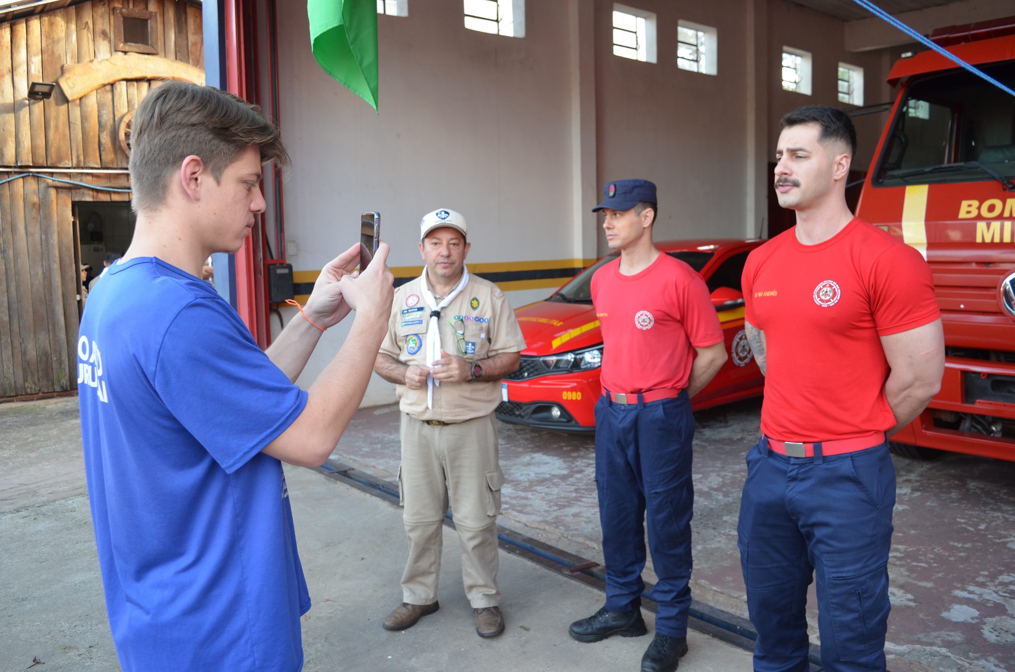 Curso dos escoteiros com o Corpo de Bombeiros