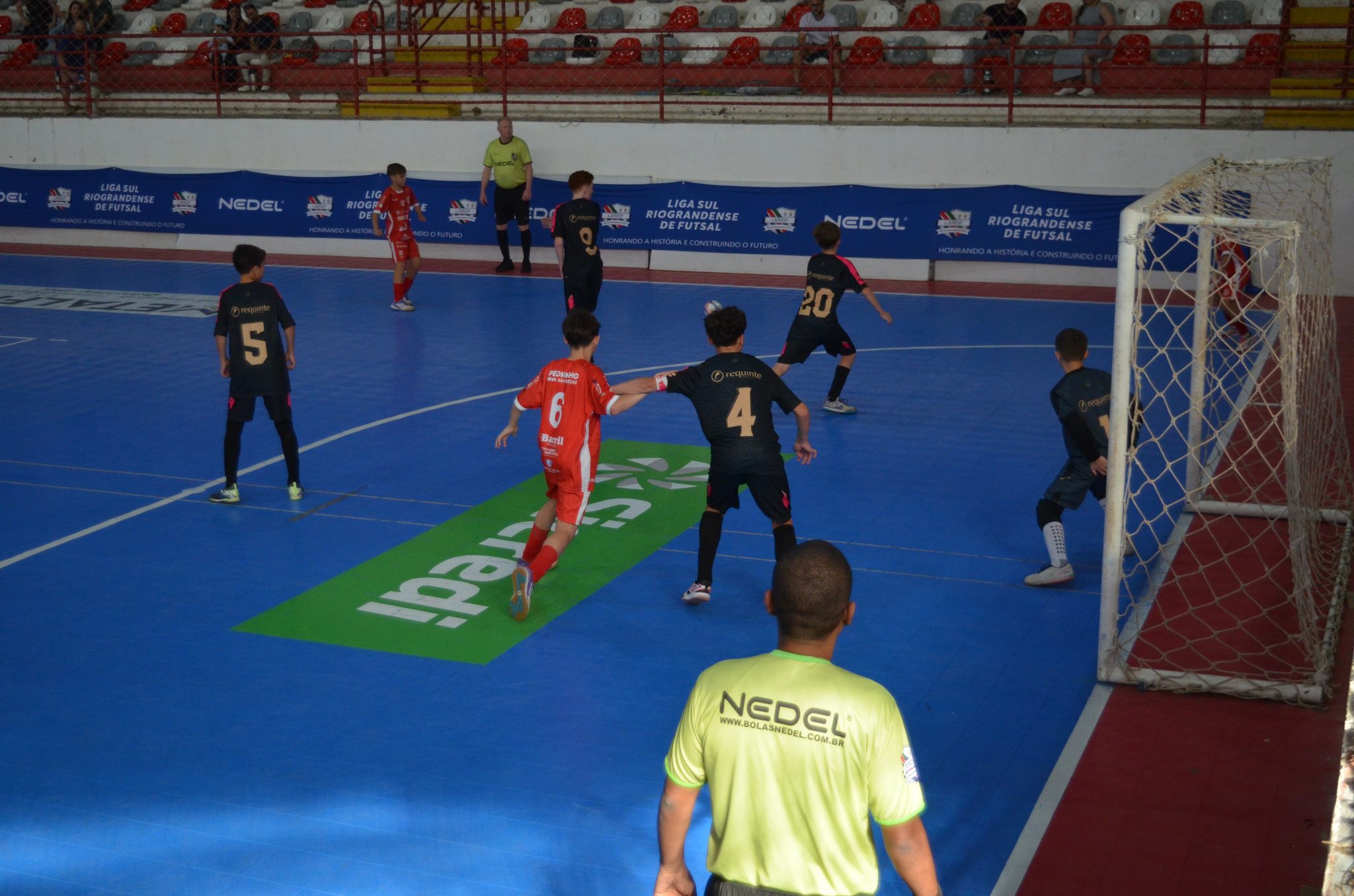 Estadual de Futsal Sub-13 no Ginásio Itapagé