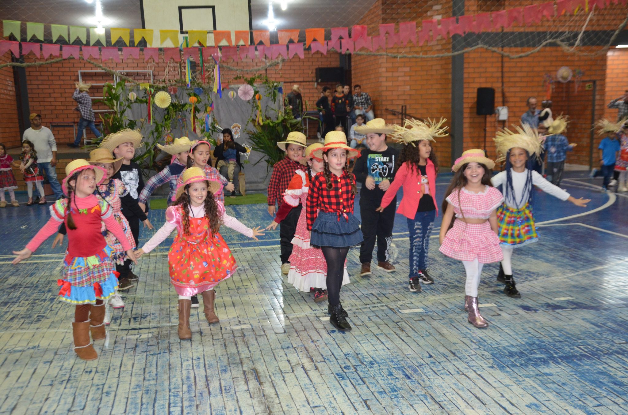 FW - Arraiá da Escola Irmã Odila Lehnen