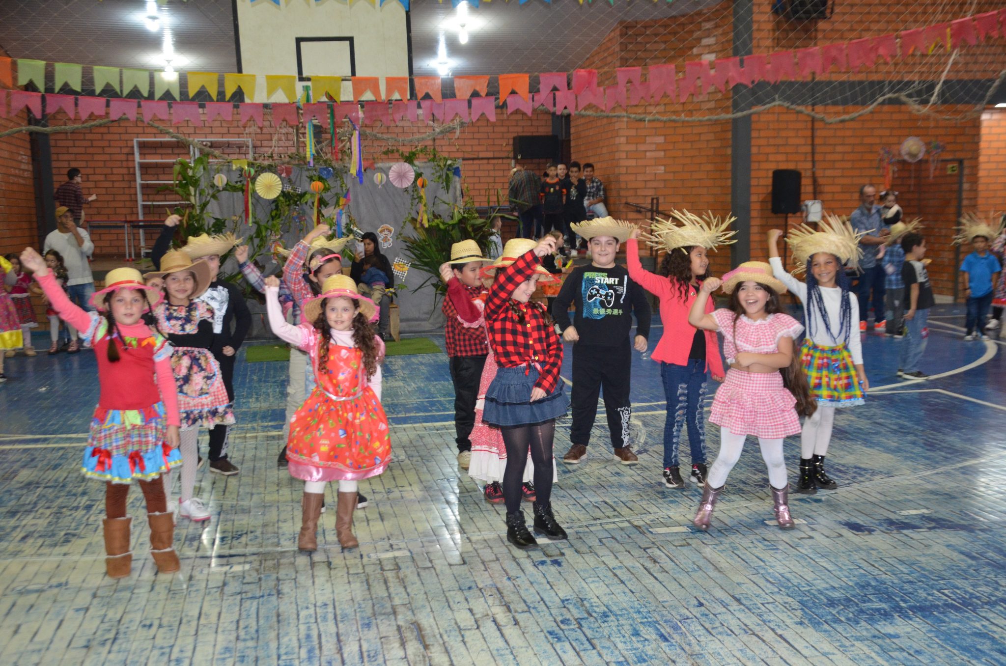 FW - Arraiá da Escola Irmã Odila Lehnen