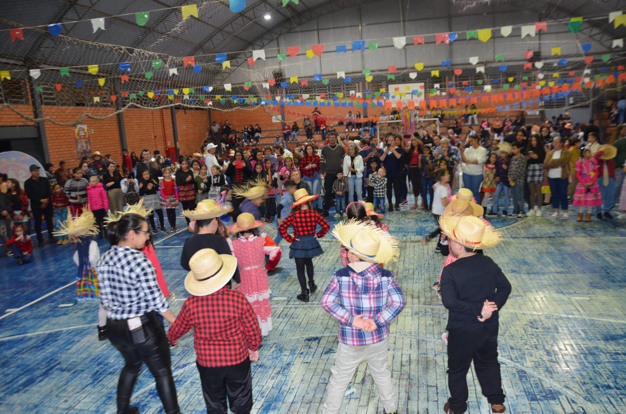 FW - Arraiá da Escola Irmã Odila Lehnen